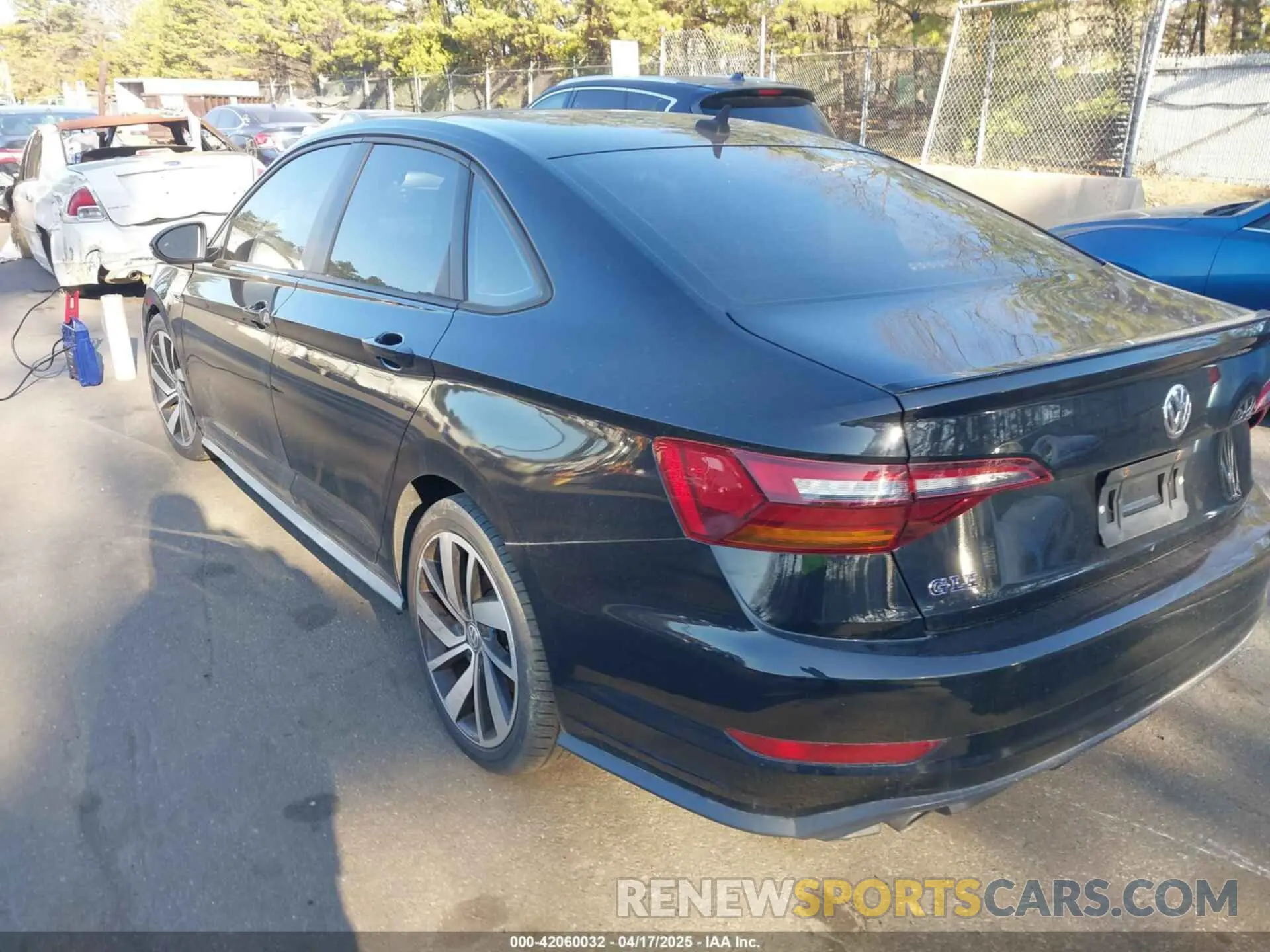 3 Photograph of a damaged car 3VW6T7BU7KM237429 VOLKSWAGEN JETTA GLI 2019