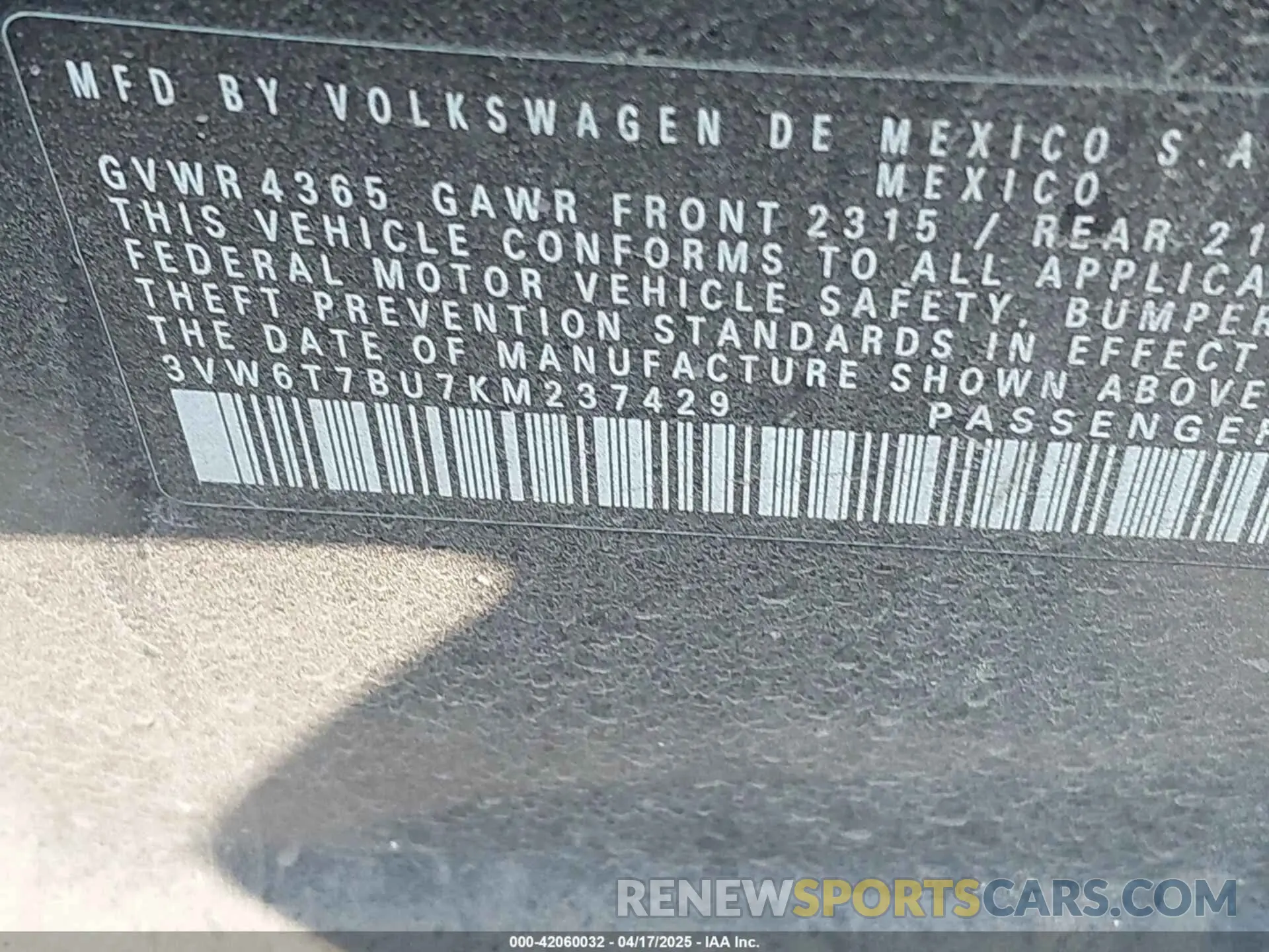 9 Photograph of a damaged car 3VW6T7BU7KM237429 VOLKSWAGEN JETTA GLI 2019