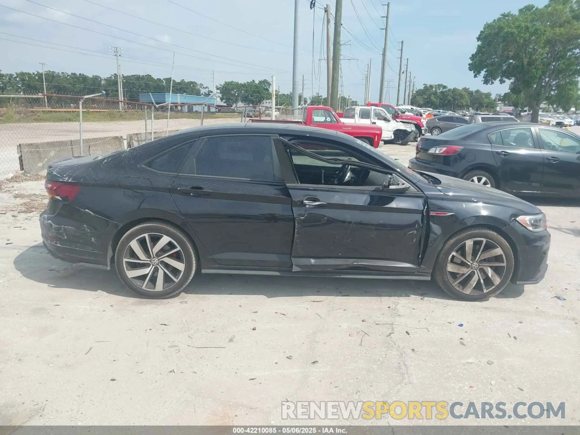 13 Photograph of a damaged car 3VW6T7BU9KM150275 VOLKSWAGEN JETTA GLI 2019