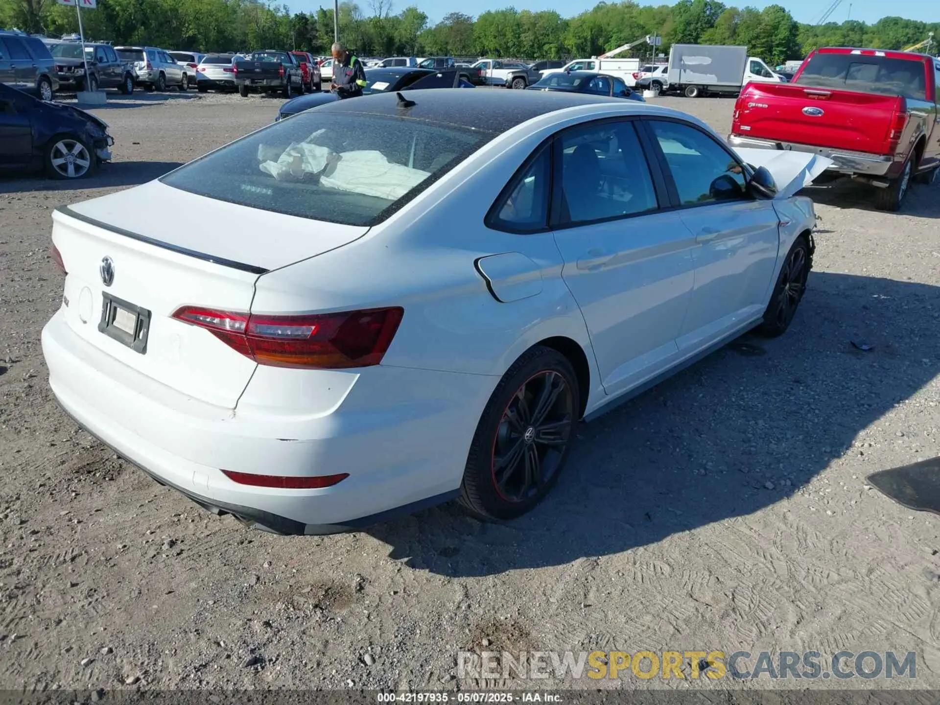 4 Photograph of a damaged car 3VW6T7BU9KM177332 VOLKSWAGEN JETTA GLI 2019
