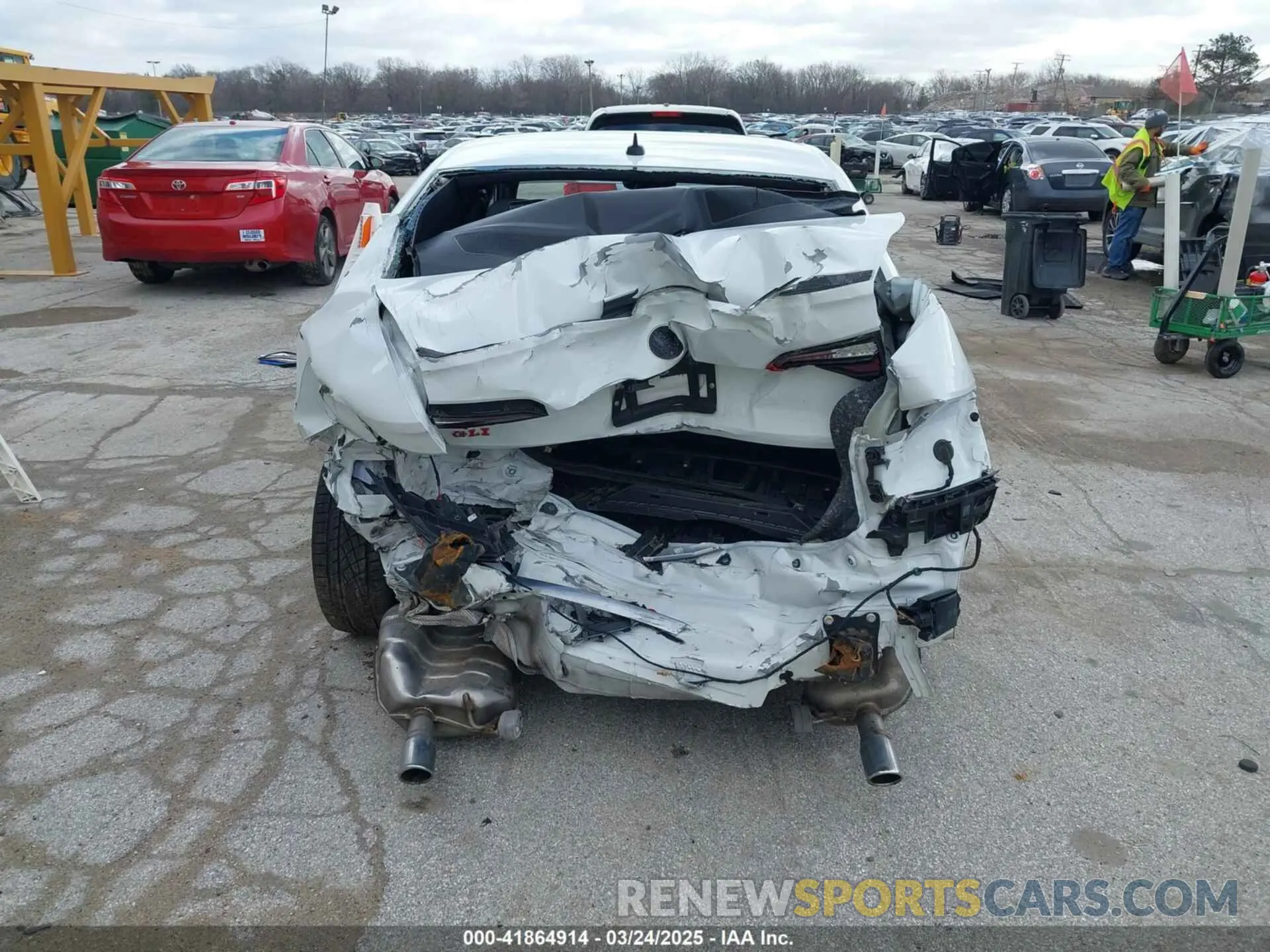 16 Photograph of a damaged car 3VW6T7BU9KM243846 VOLKSWAGEN JETTA GLI 2019