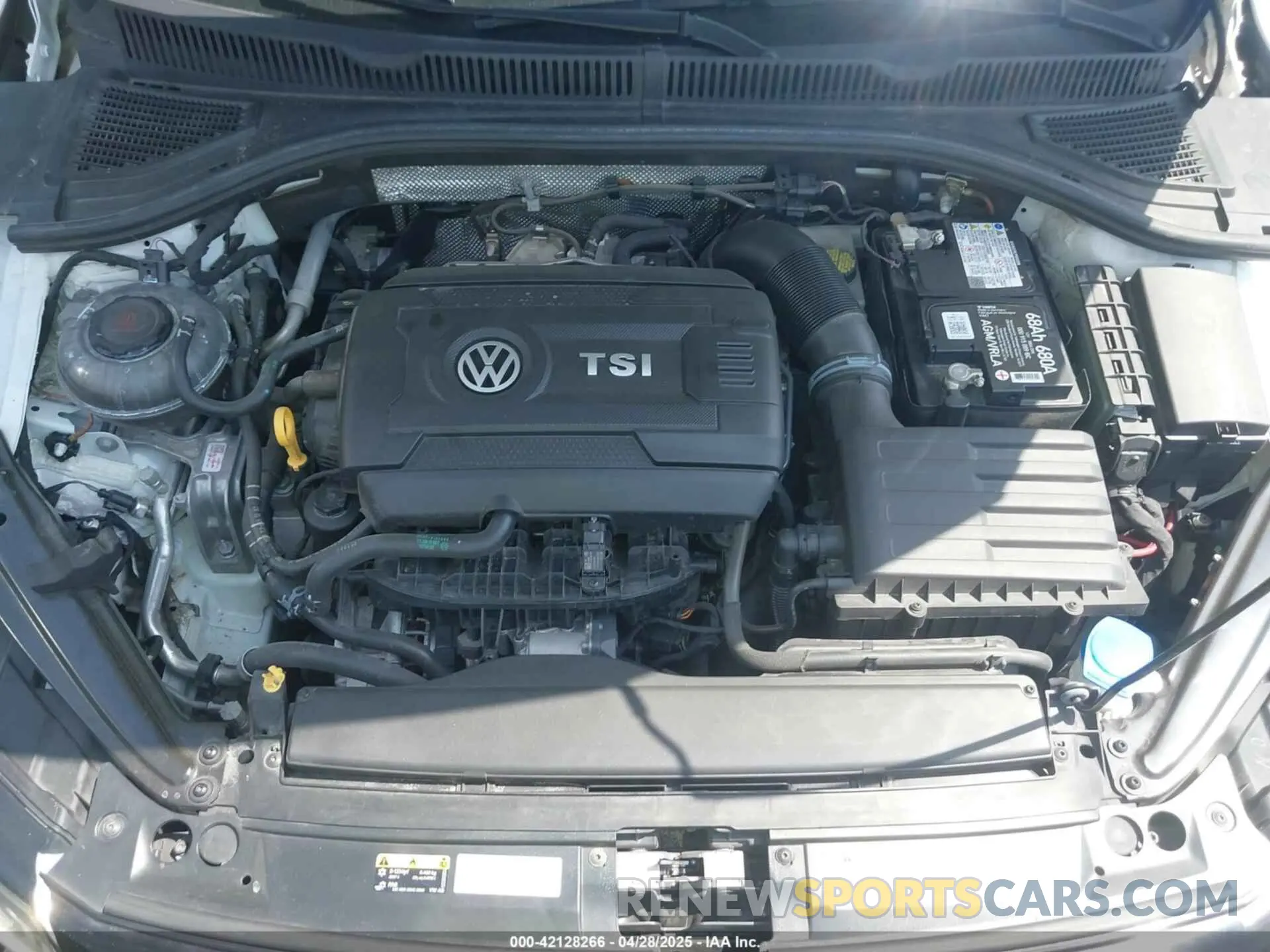 10 Photograph of a damaged car 3VW6T7BU2LM082452 VOLKSWAGEN JETTA GLI 2020