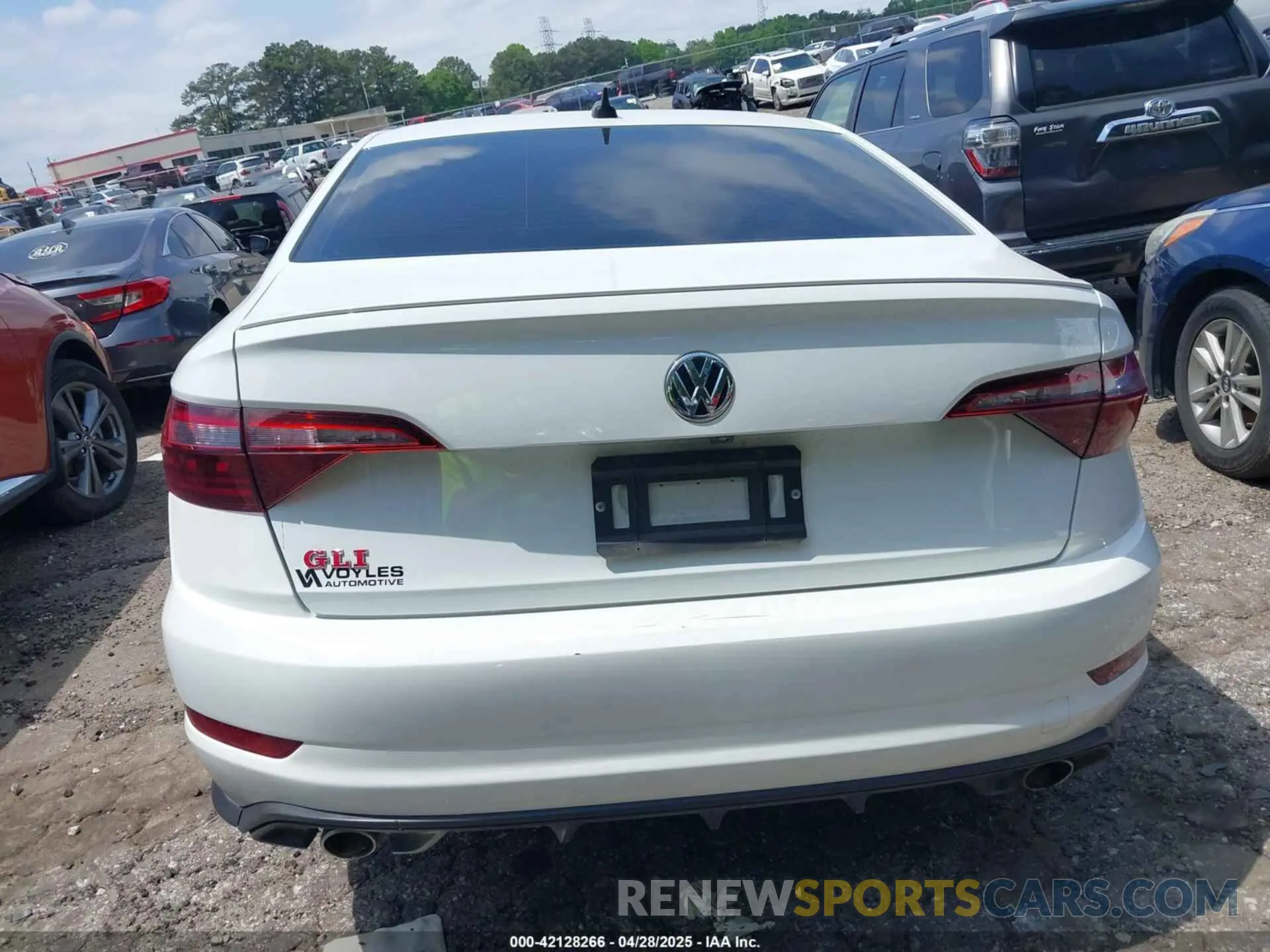 16 Photograph of a damaged car 3VW6T7BU2LM082452 VOLKSWAGEN JETTA GLI 2020