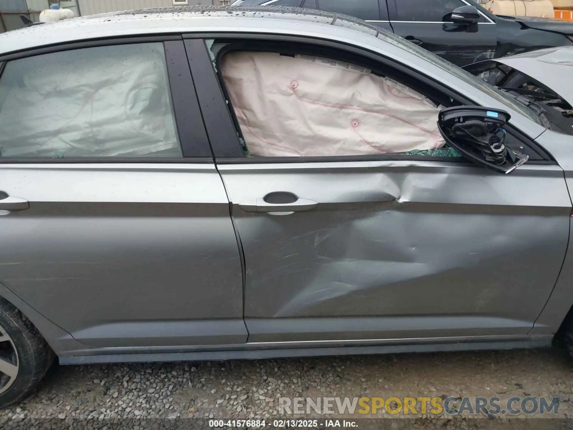 14 Photograph of a damaged car 3VW6T7BU9LM011281 VOLKSWAGEN JETTA GLI 2020