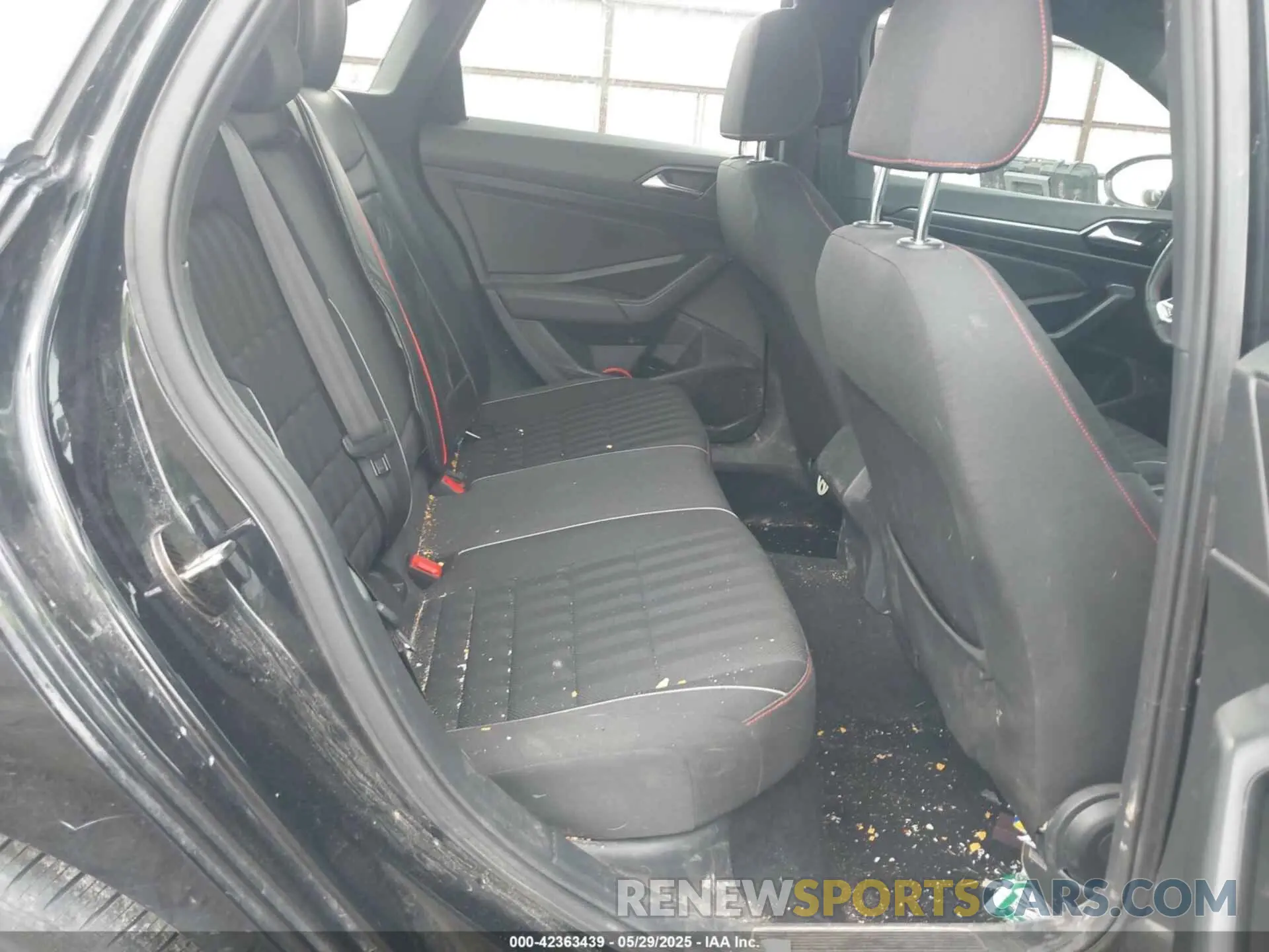 8 Photograph of a damaged car 3VW5T7BU5MM047739 VOLKSWAGEN JETTA GLI 2021