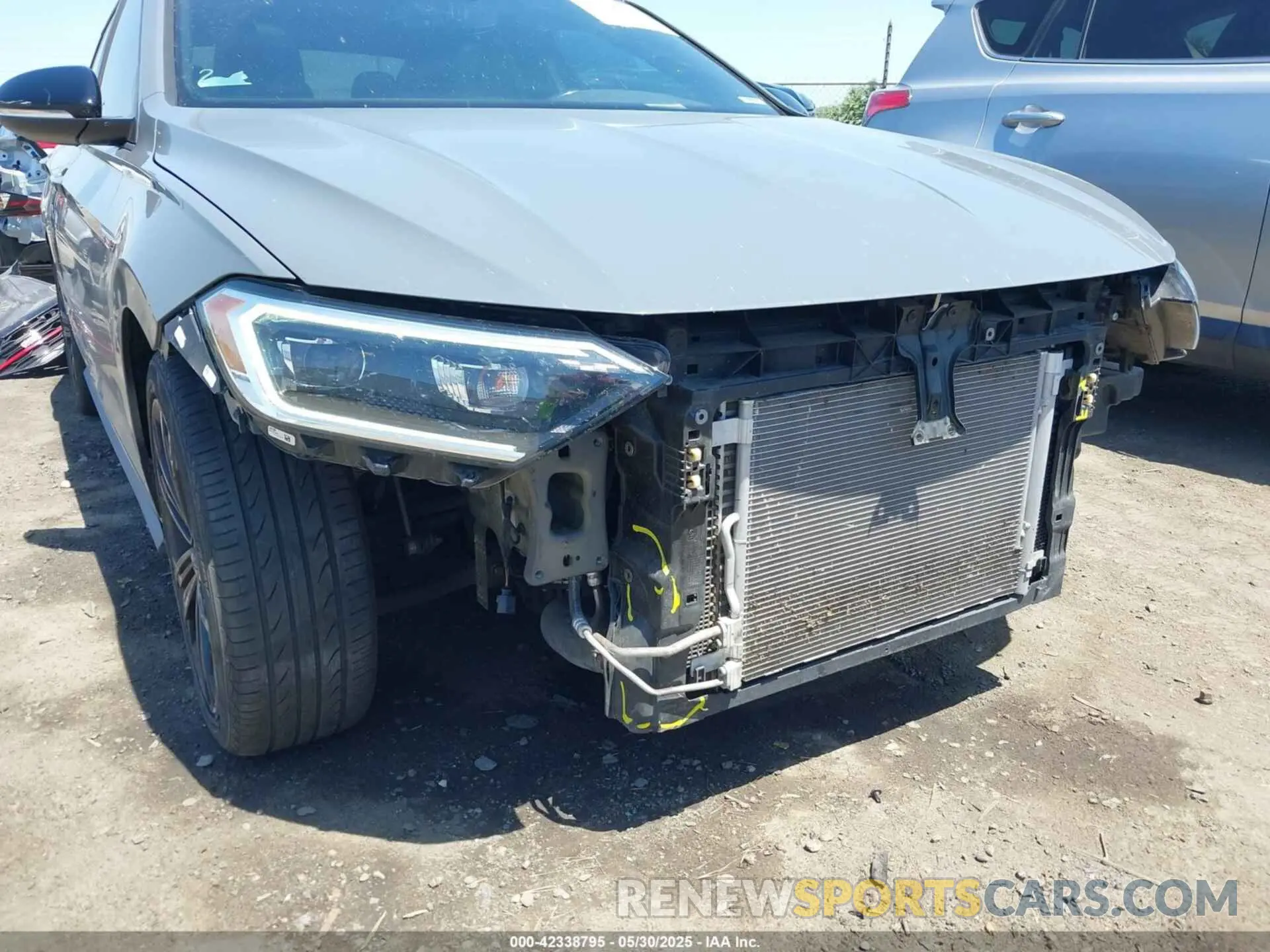 18 Photograph of a damaged car 3VW5T7BU8MM040459 VOLKSWAGEN JETTA GLI 2021