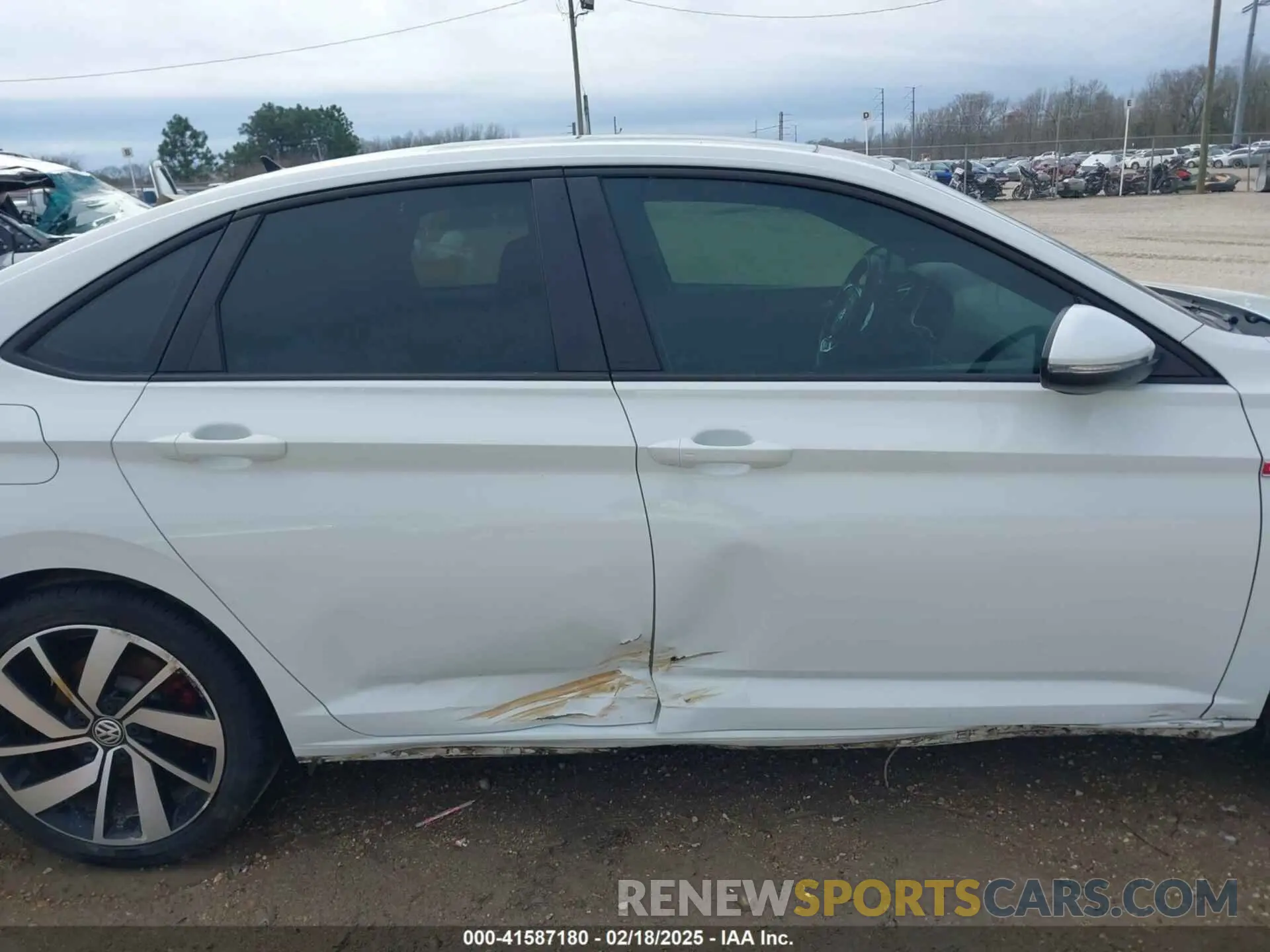 14 Photograph of a damaged car 3VW6T7BU9MM021181 VOLKSWAGEN JETTA GLI 2021