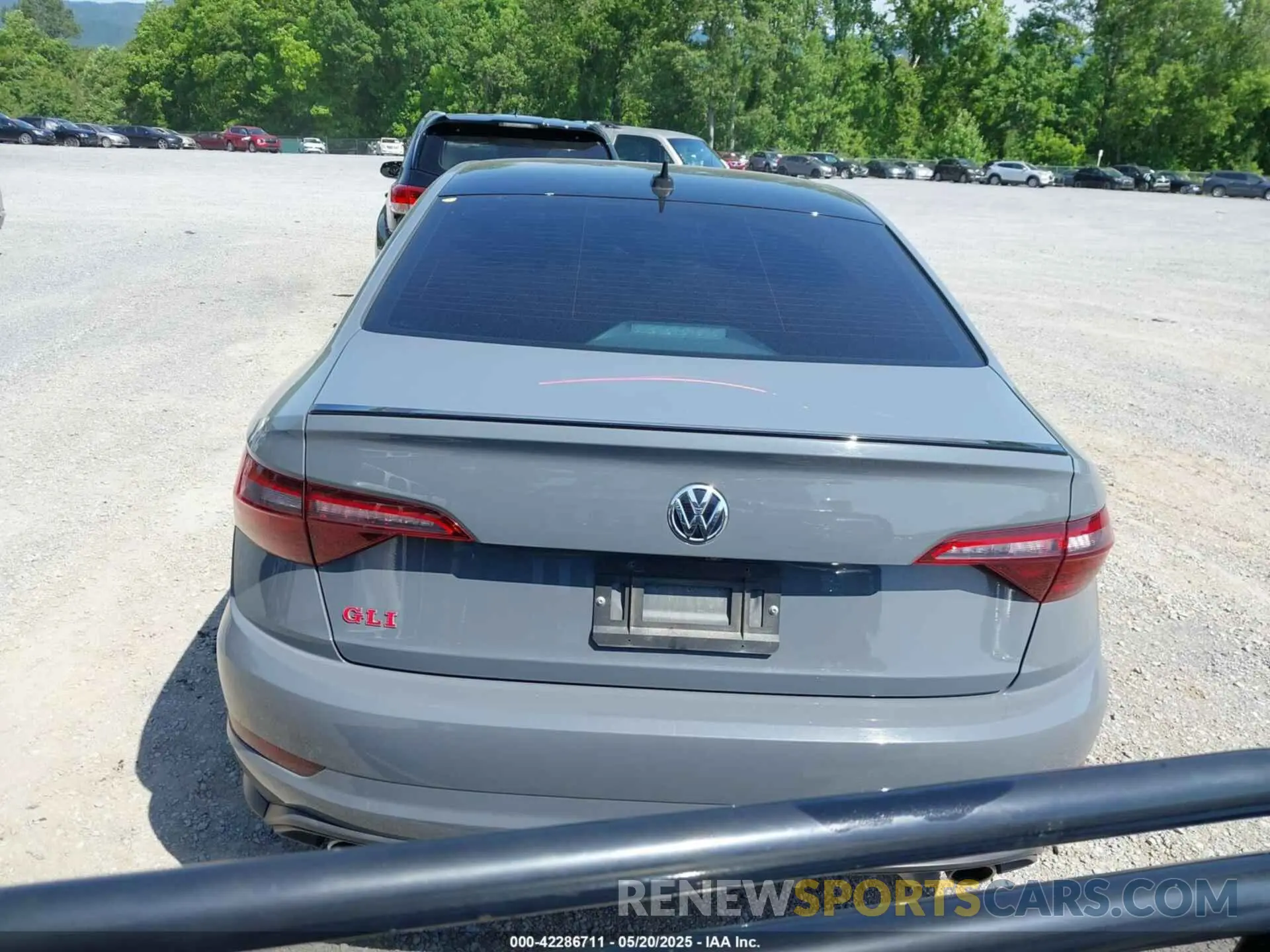 17 Photograph of a damaged car 3VW6T7BU9MM052902 VOLKSWAGEN JETTA GLI 2021