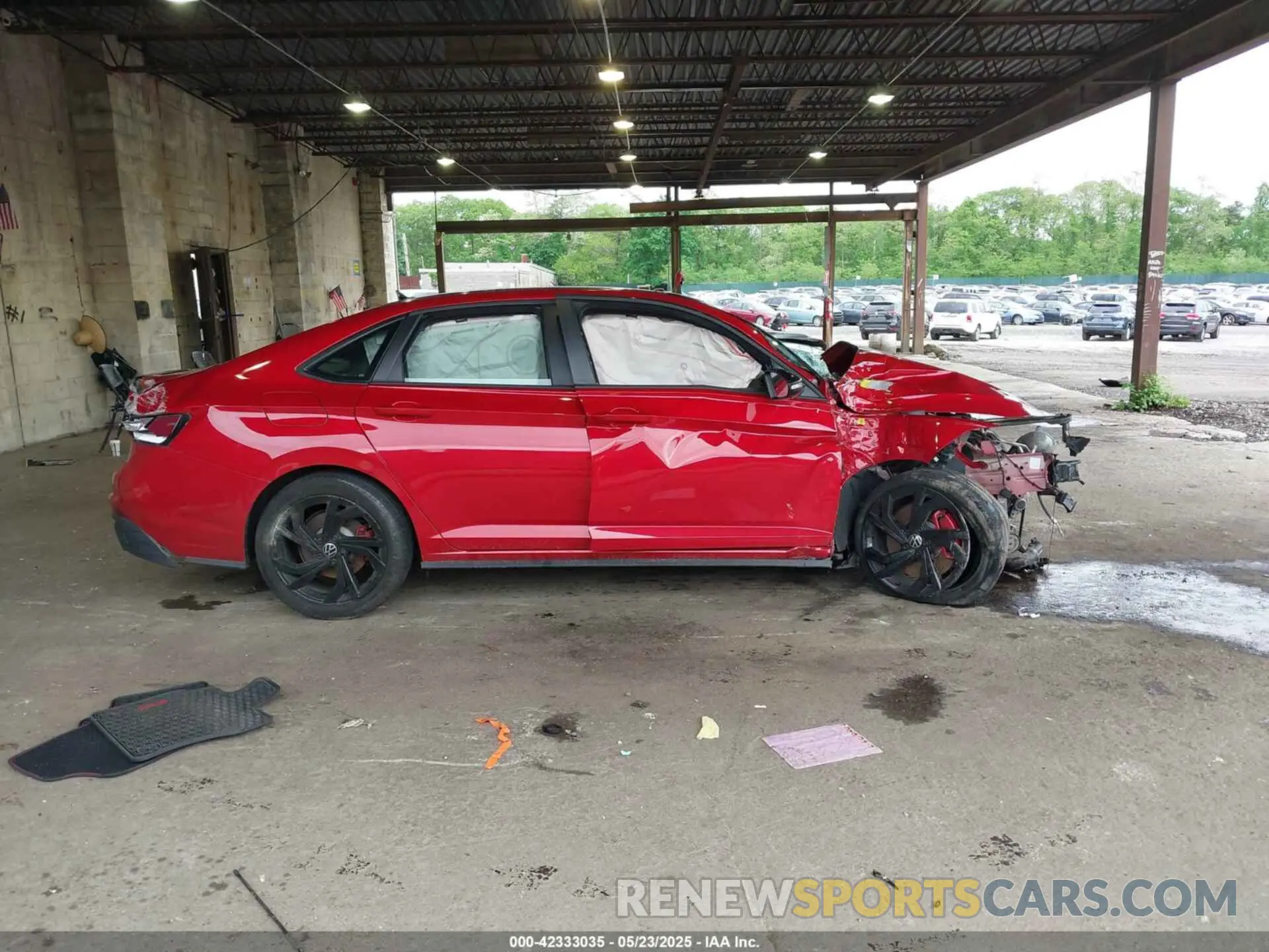 12 Photograph of a damaged car 3VW2T7BUXRM059685 VOLKSWAGEN JETTA GLI 2024