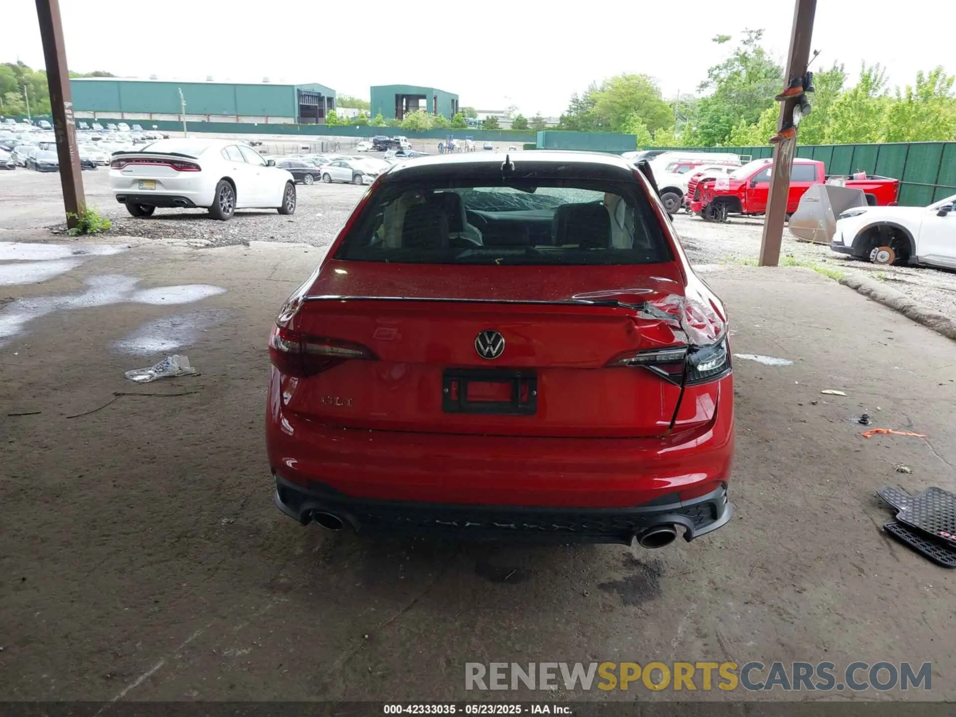 15 Photograph of a damaged car 3VW2T7BUXRM059685 VOLKSWAGEN JETTA GLI 2024