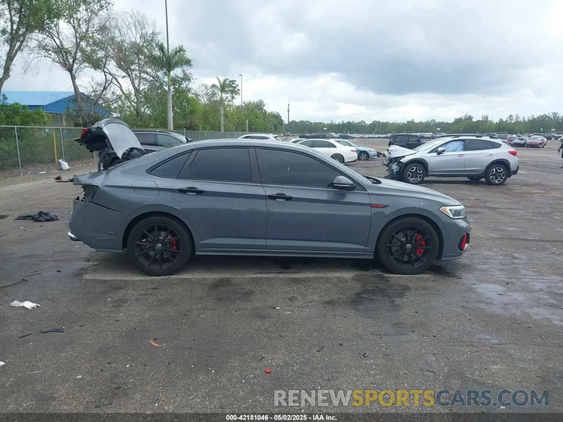 14 Photograph of a damaged car 3VW9T7BU7RM003590 VOLKSWAGEN JETTA GLI 2024