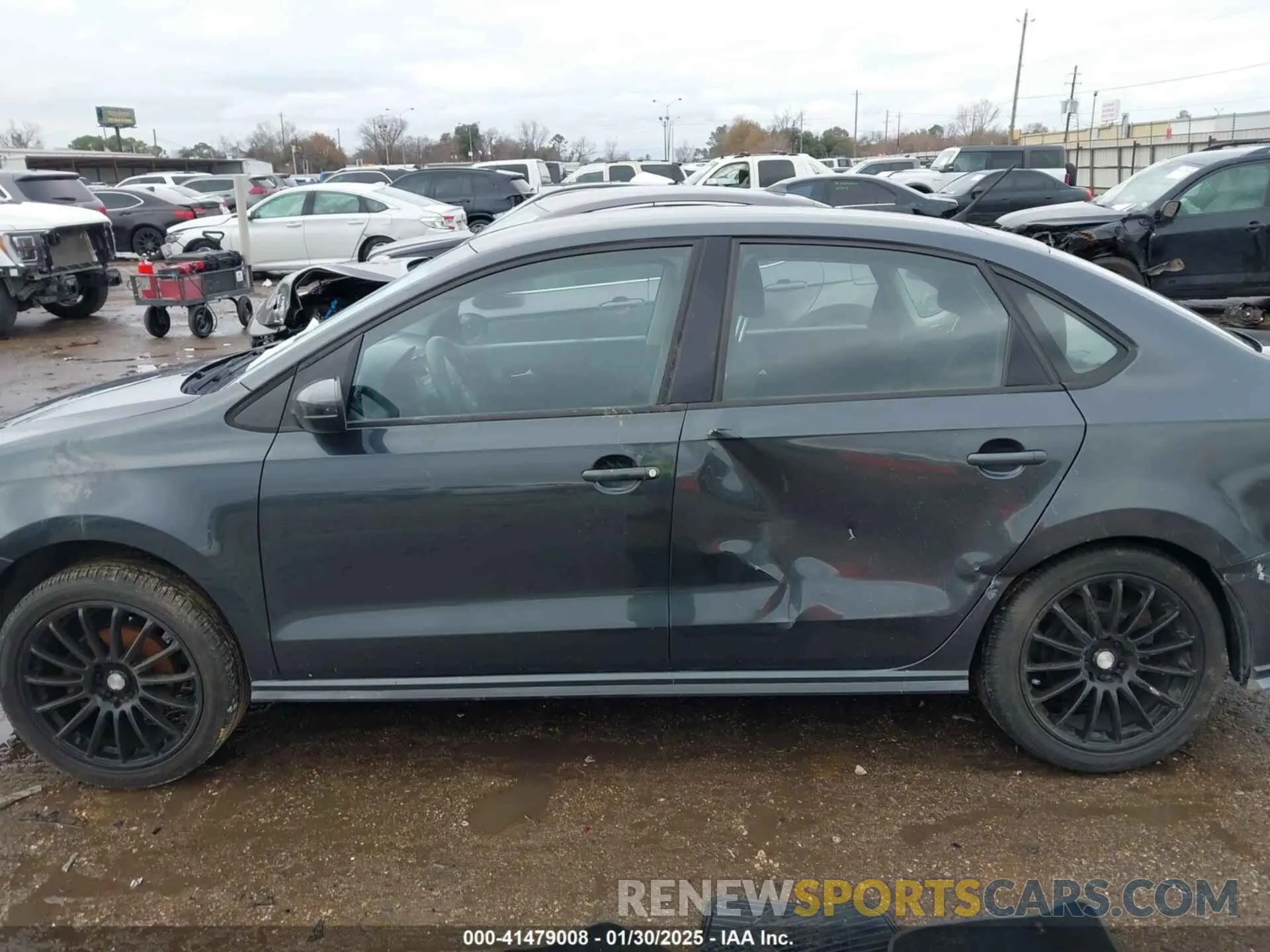 14 Photograph of a damaged car MEX5B260XLT097754 VOLKSWAGEN OTHER 2020