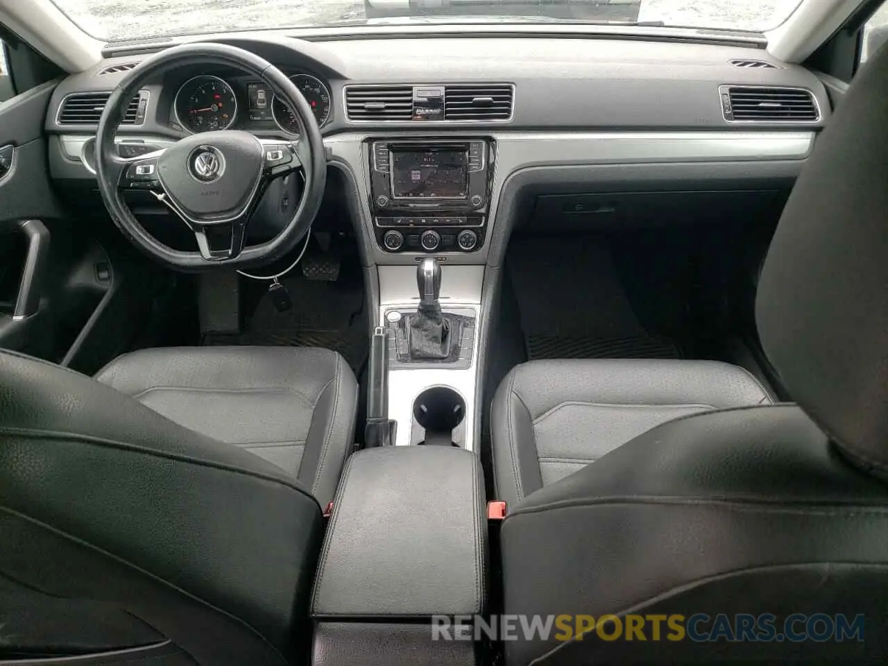 8 Photograph of a damaged car 1VWLA7A30KC007024 VOLKSWAGEN PASSAT 2019
