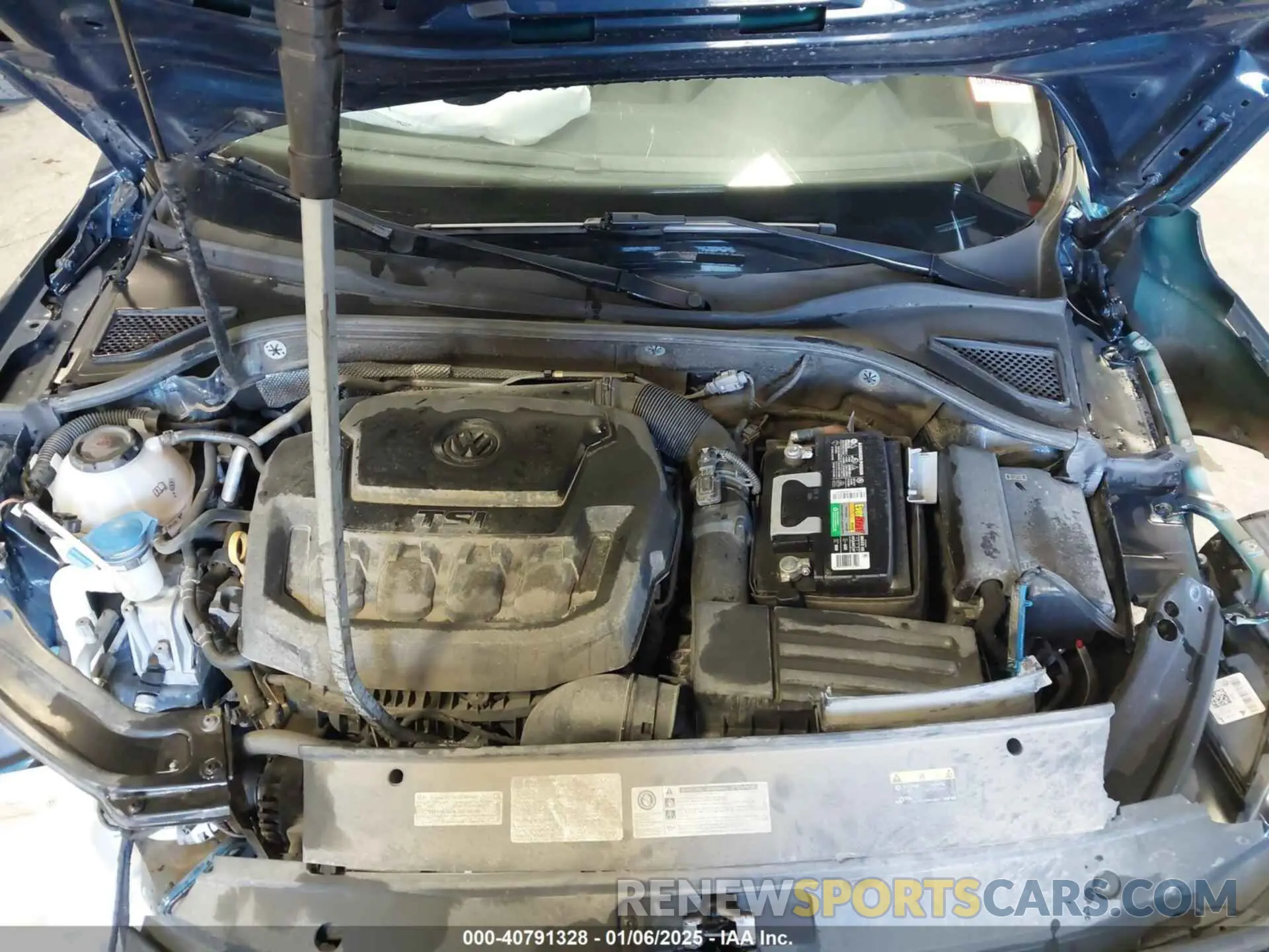 10 Photograph of a damaged car 1VWLA7A30KC008917 VOLKSWAGEN PASSAT 2019