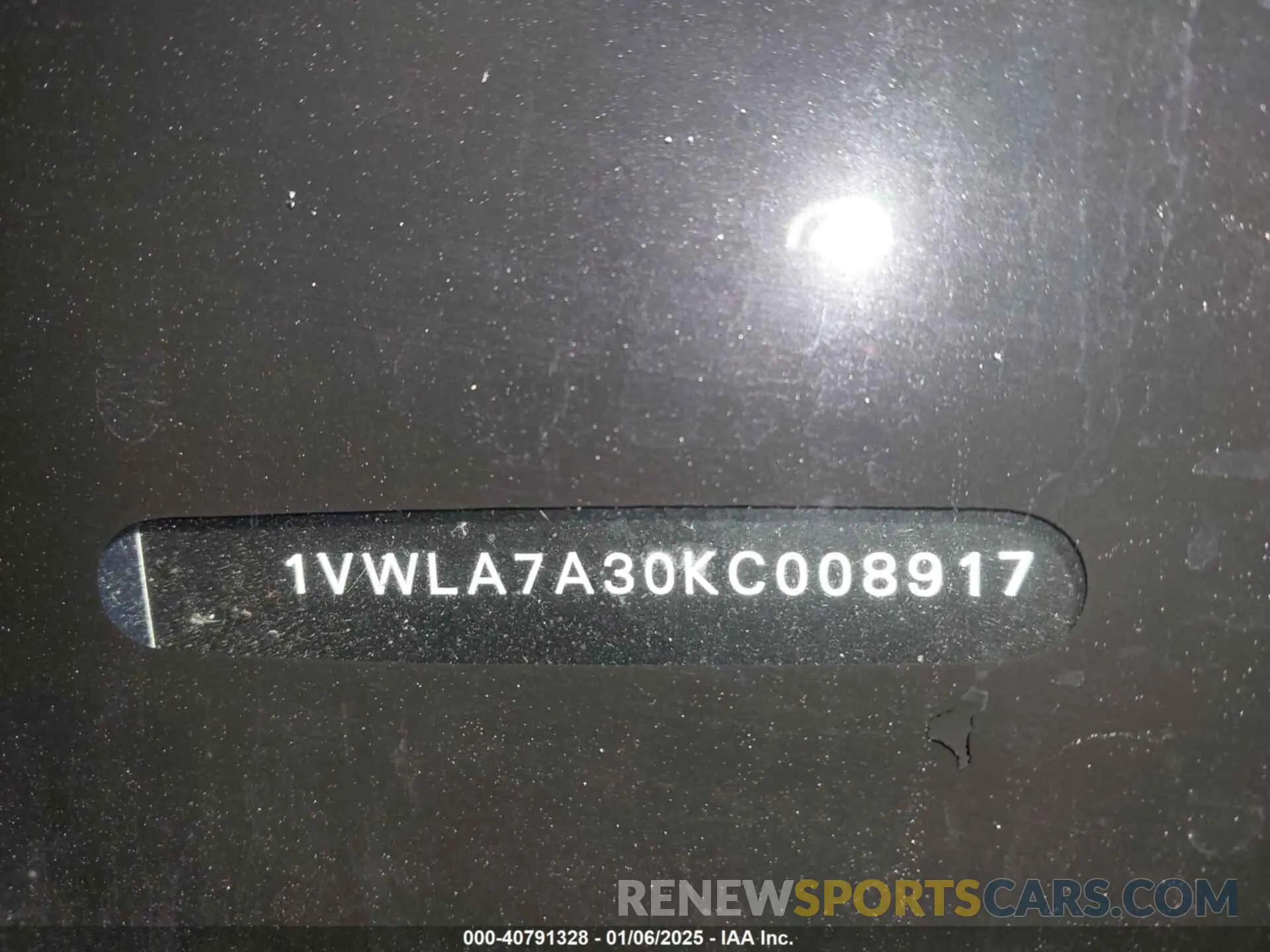 9 Photograph of a damaged car 1VWLA7A30KC008917 VOLKSWAGEN PASSAT 2019