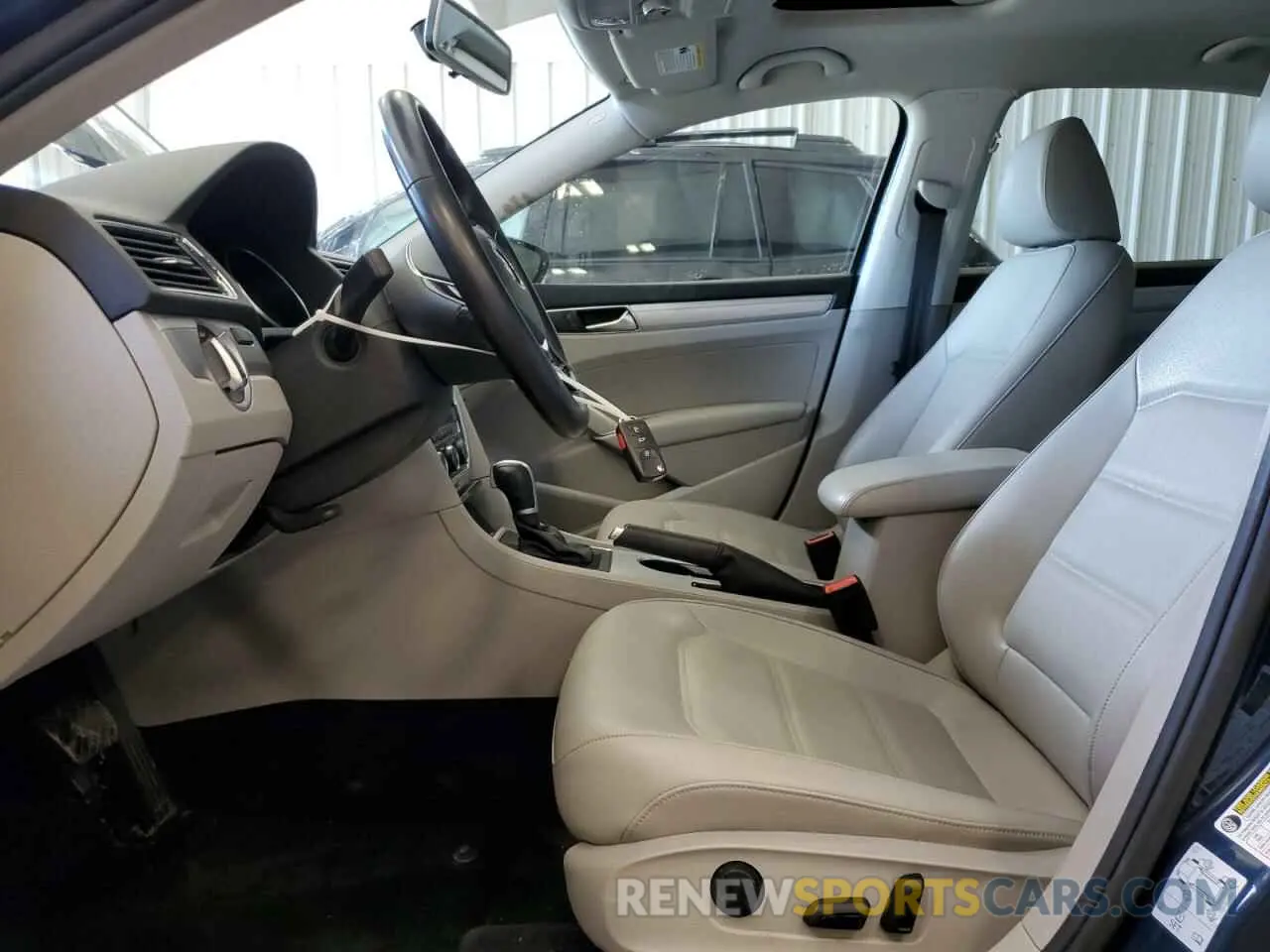 7 Photograph of a damaged car 1VWLA7A30KC009324 VOLKSWAGEN PASSAT 2019