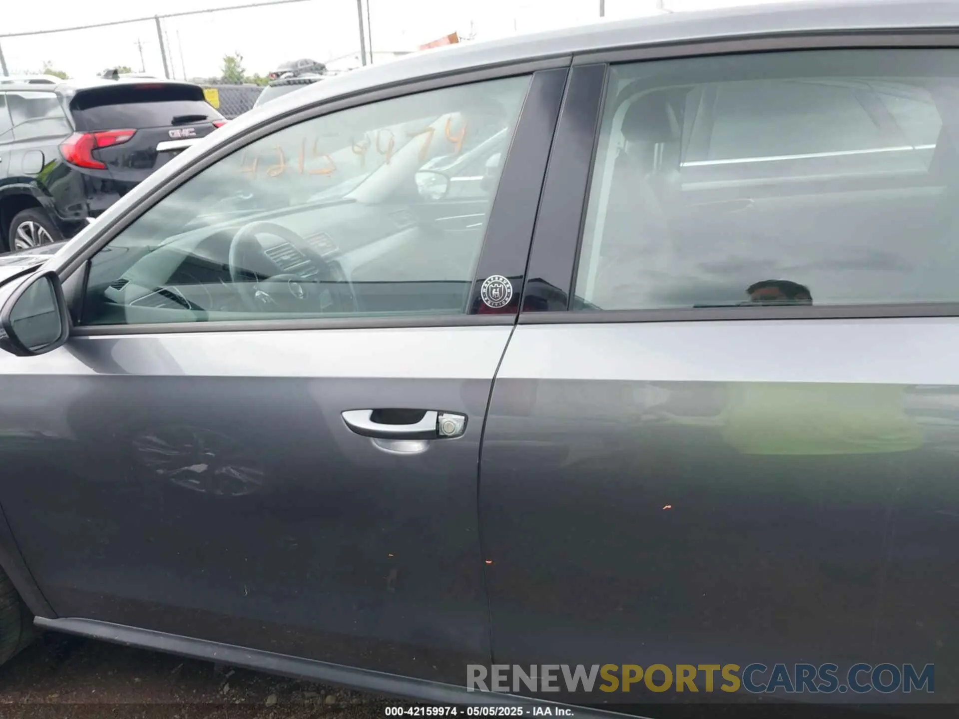 14 Photograph of a damaged car 1VWLA7A30KC010294 VOLKSWAGEN PASSAT 2019