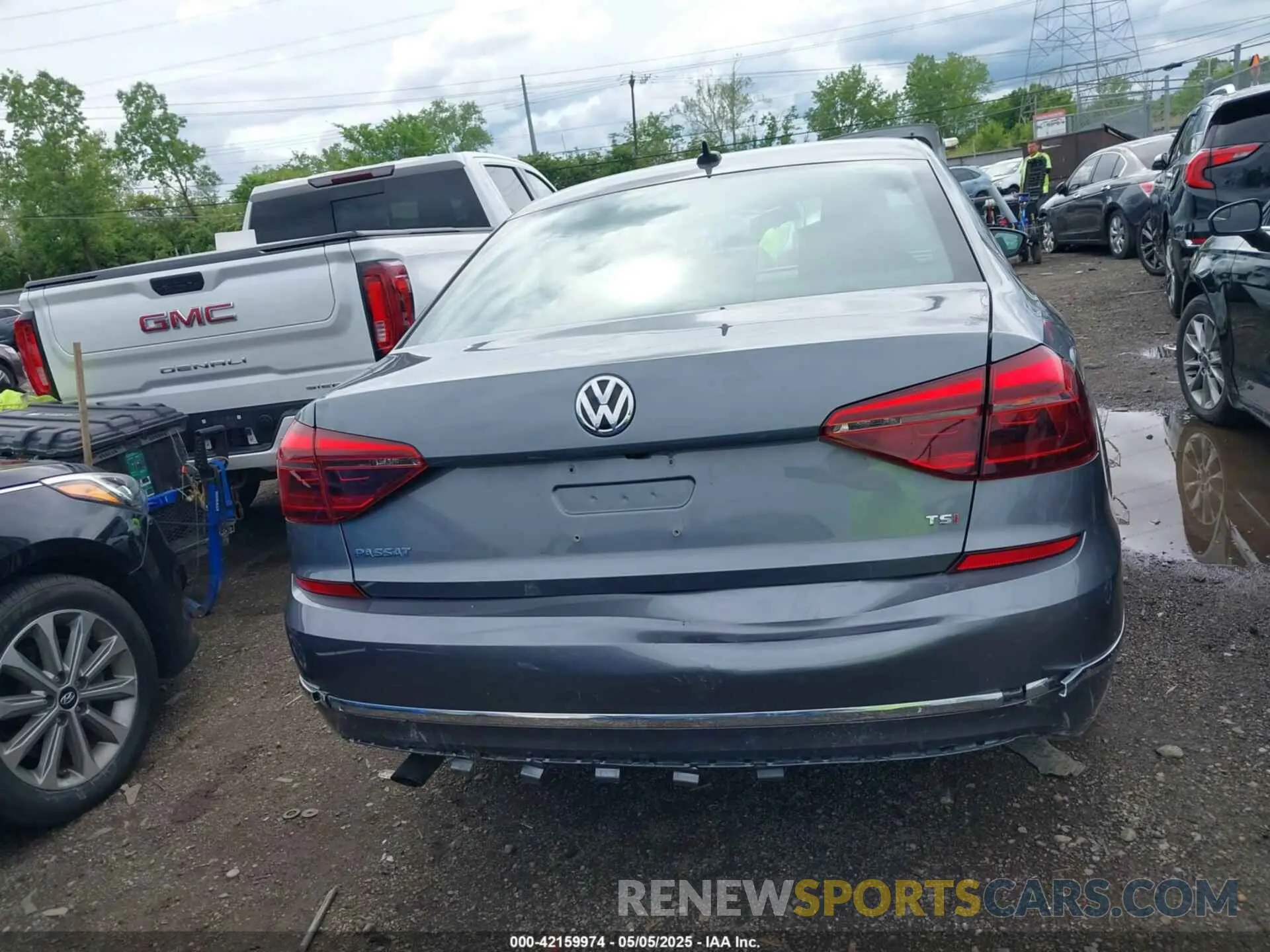 16 Photograph of a damaged car 1VWLA7A30KC010294 VOLKSWAGEN PASSAT 2019