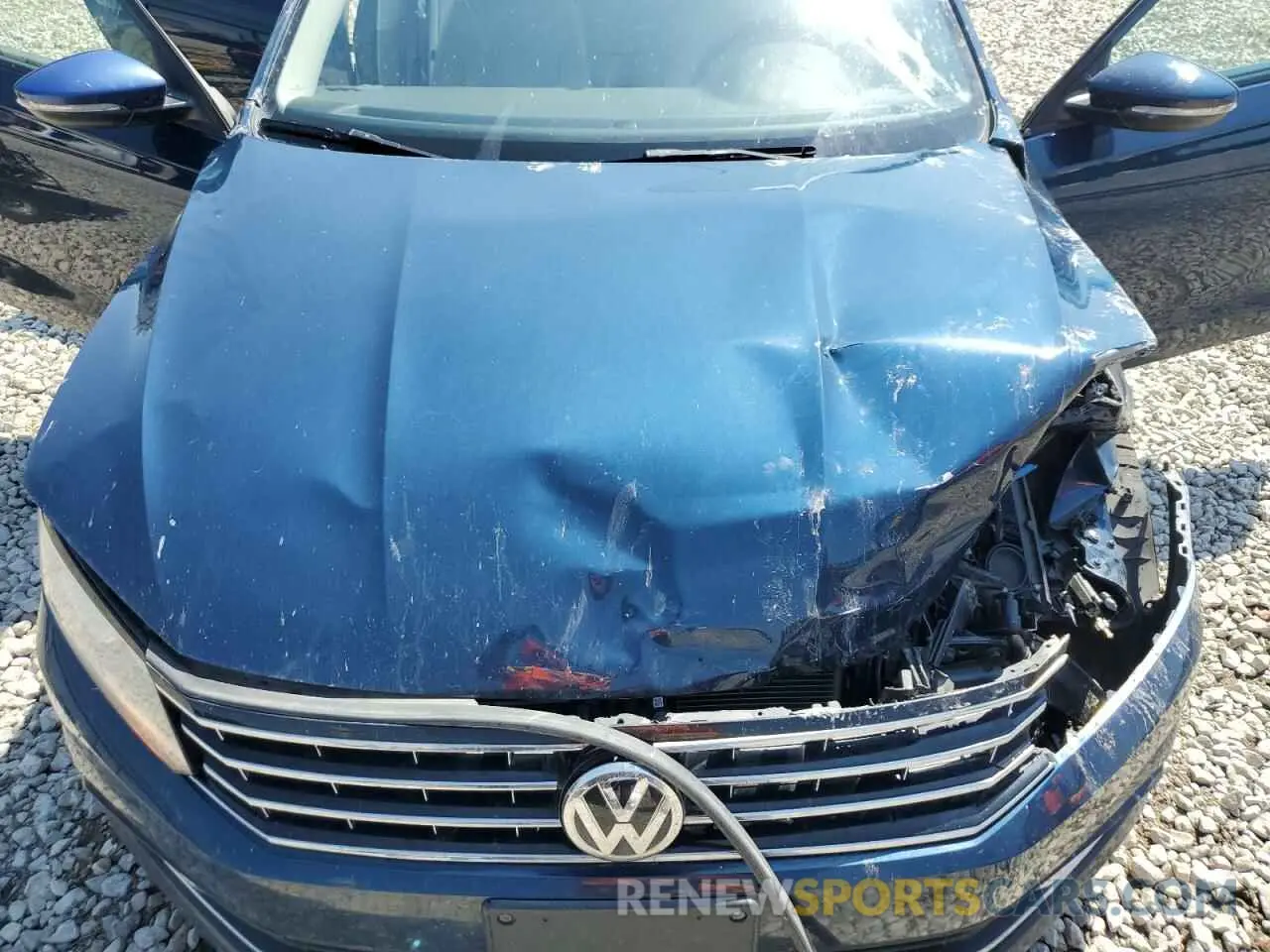11 Photograph of a damaged car 1VWLA7A33KC005882 VOLKSWAGEN PASSAT 2019