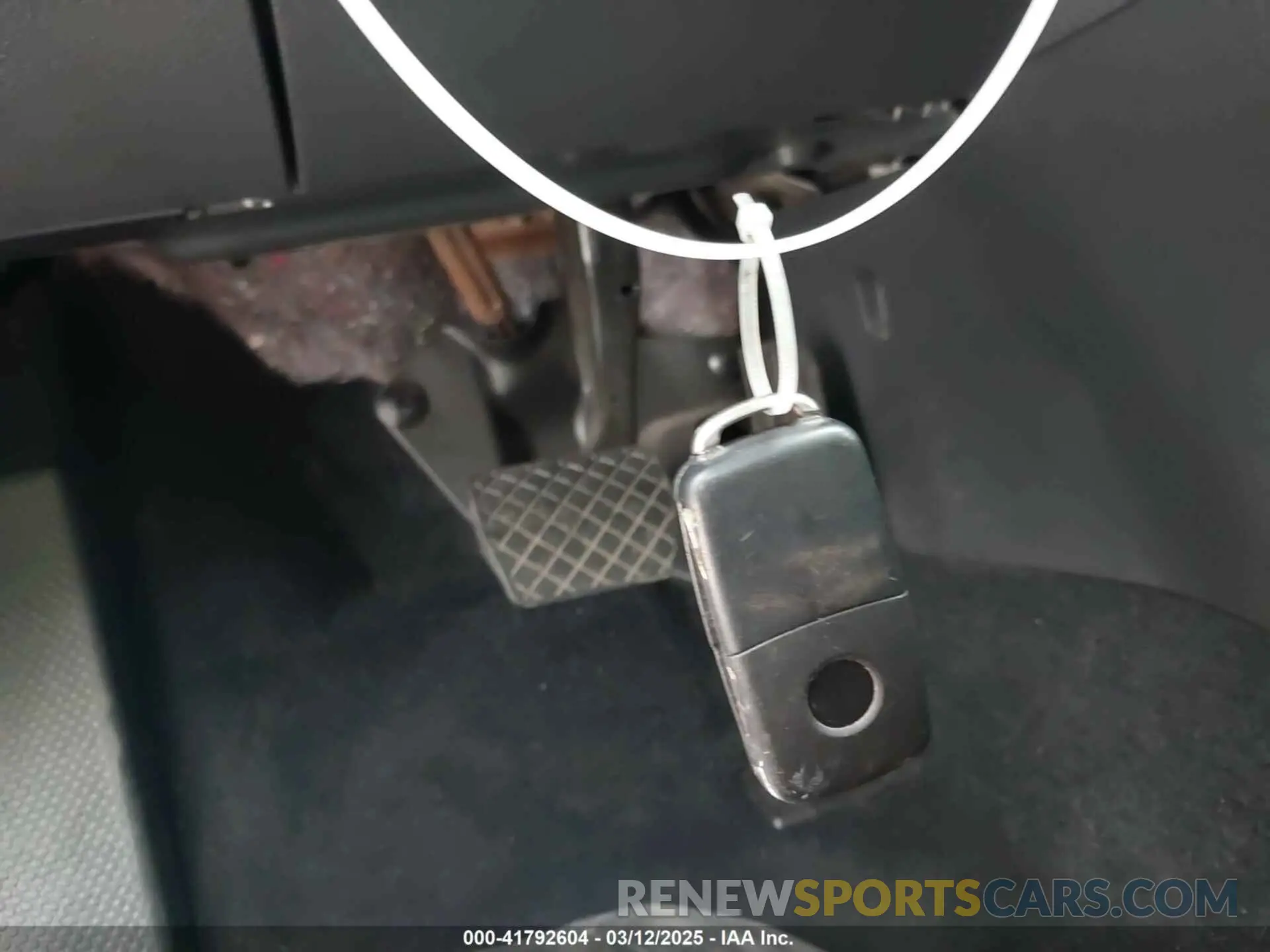 11 Photograph of a damaged car 1VWLA7A34KC012887 VOLKSWAGEN PASSAT 2019