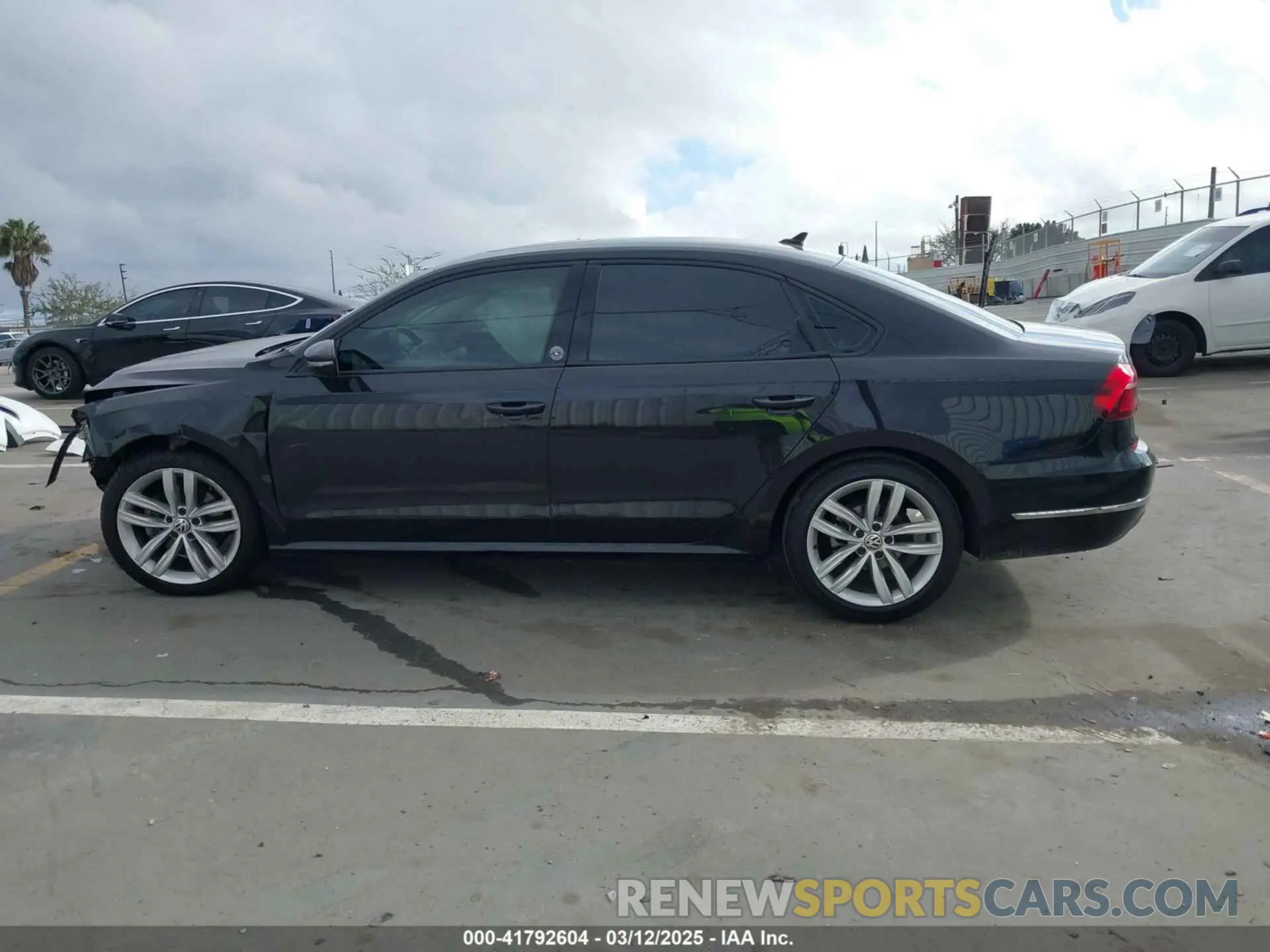 15 Photograph of a damaged car 1VWLA7A34KC012887 VOLKSWAGEN PASSAT 2019