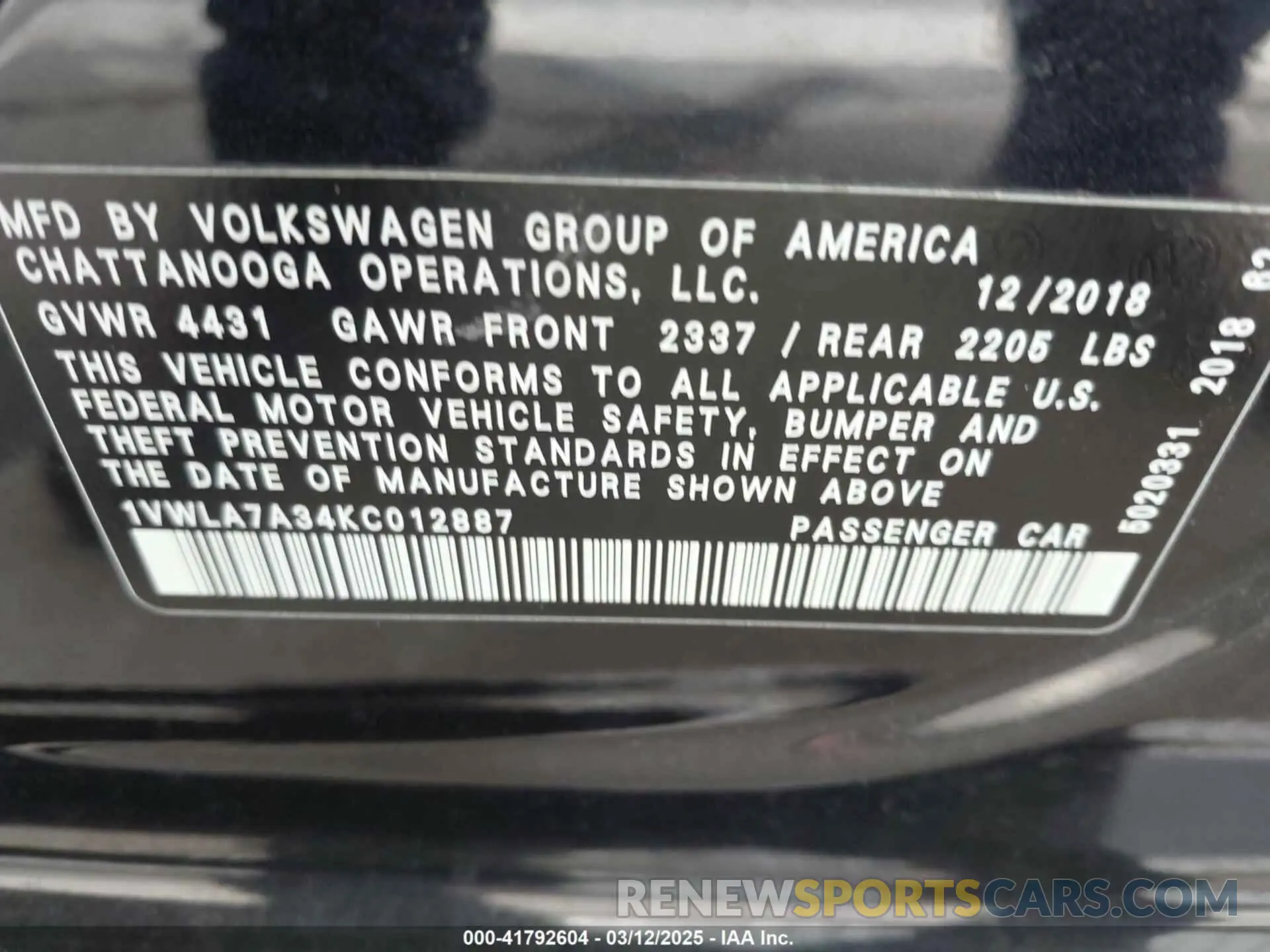 9 Photograph of a damaged car 1VWLA7A34KC012887 VOLKSWAGEN PASSAT 2019