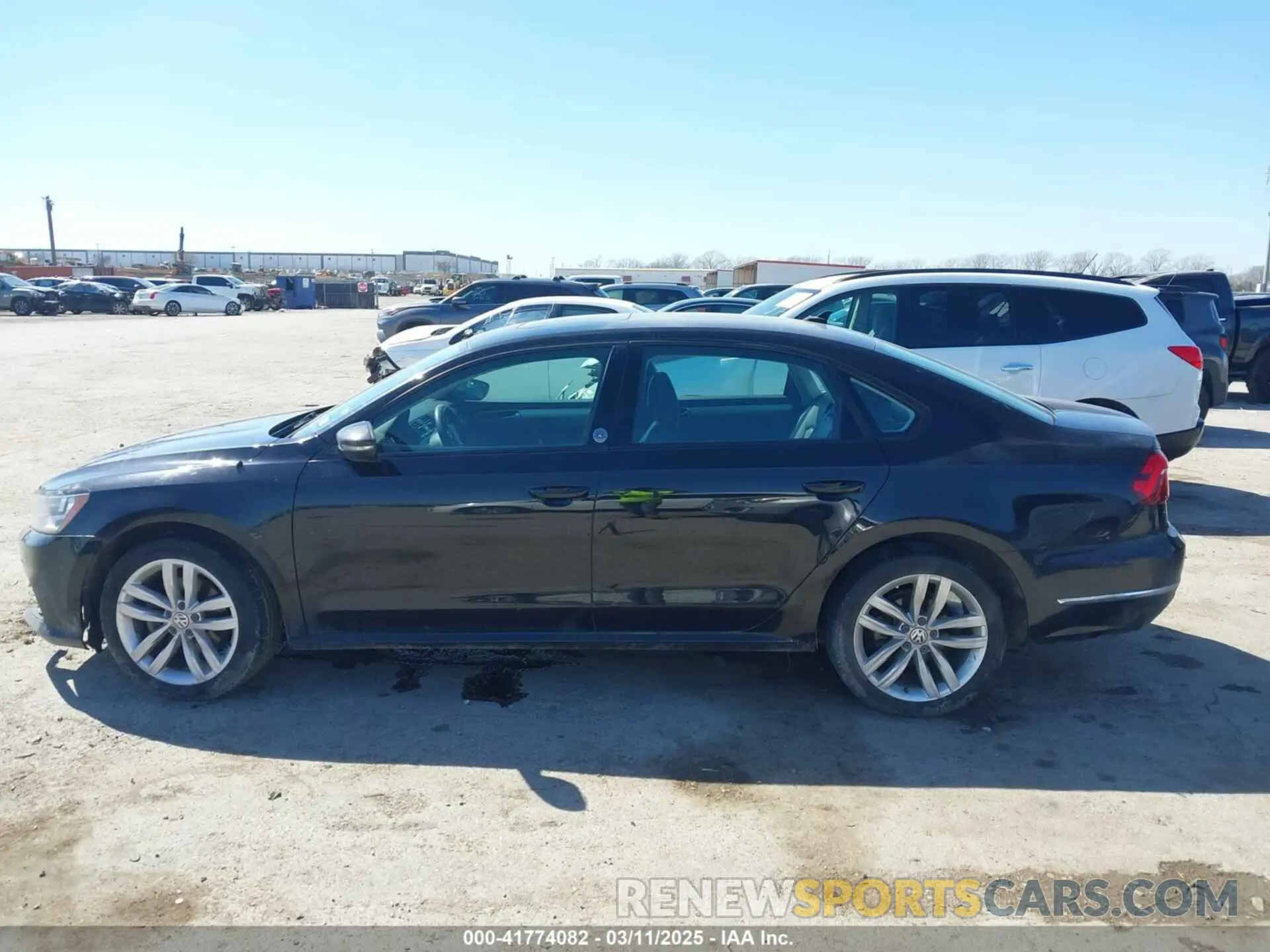 14 Photograph of a damaged car 1VWLA7A35KC004541 VOLKSWAGEN PASSAT 2019