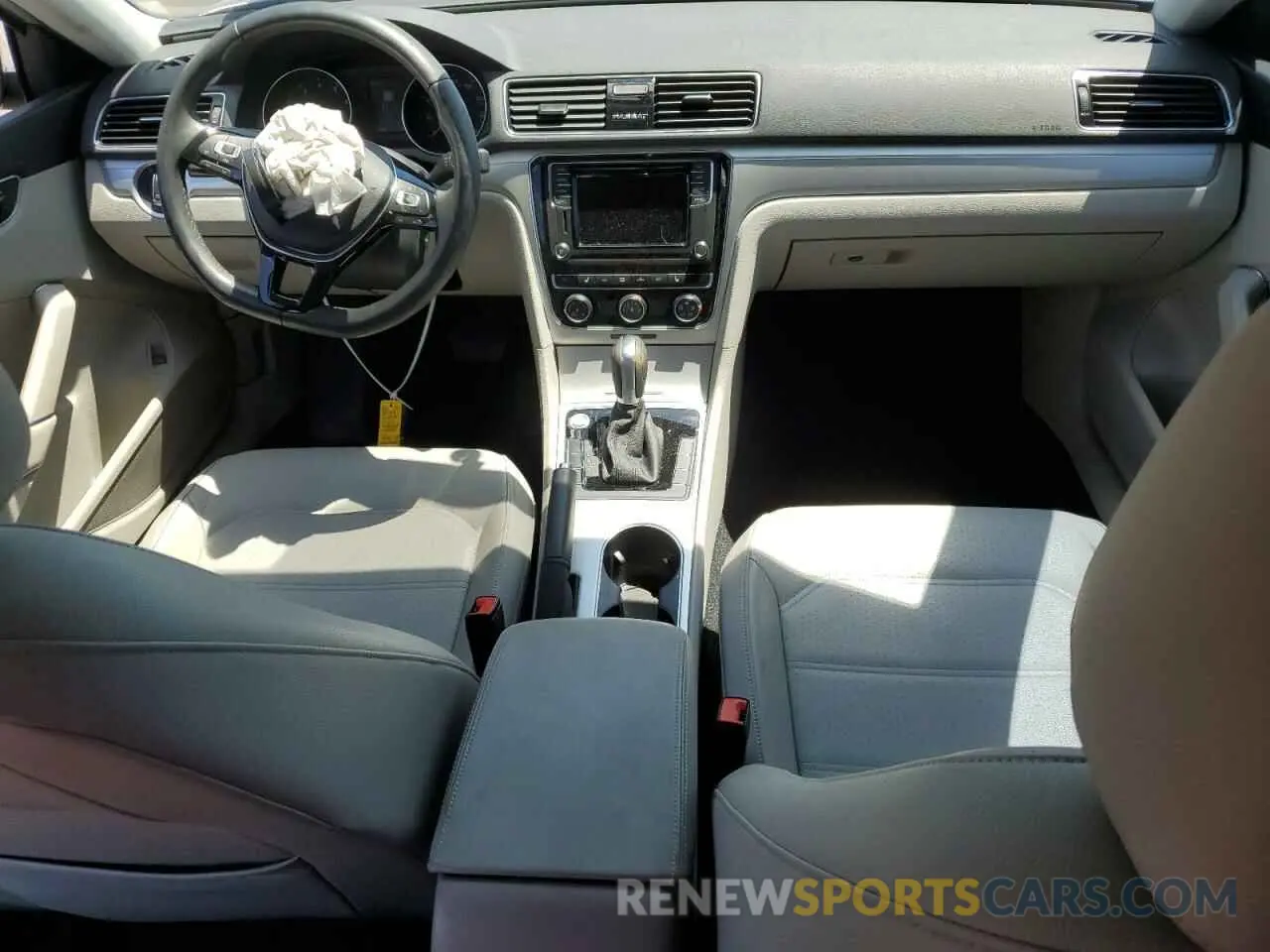 8 Photograph of a damaged car 1VWLA7A35KC007178 VOLKSWAGEN PASSAT 2019
