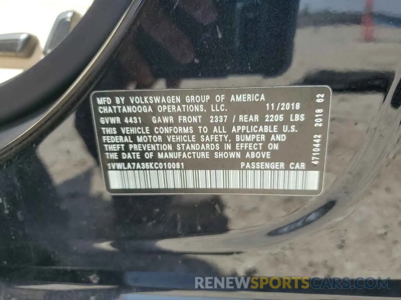 13 Photograph of a damaged car 1VWLA7A35KC010081 VOLKSWAGEN PASSAT 2019