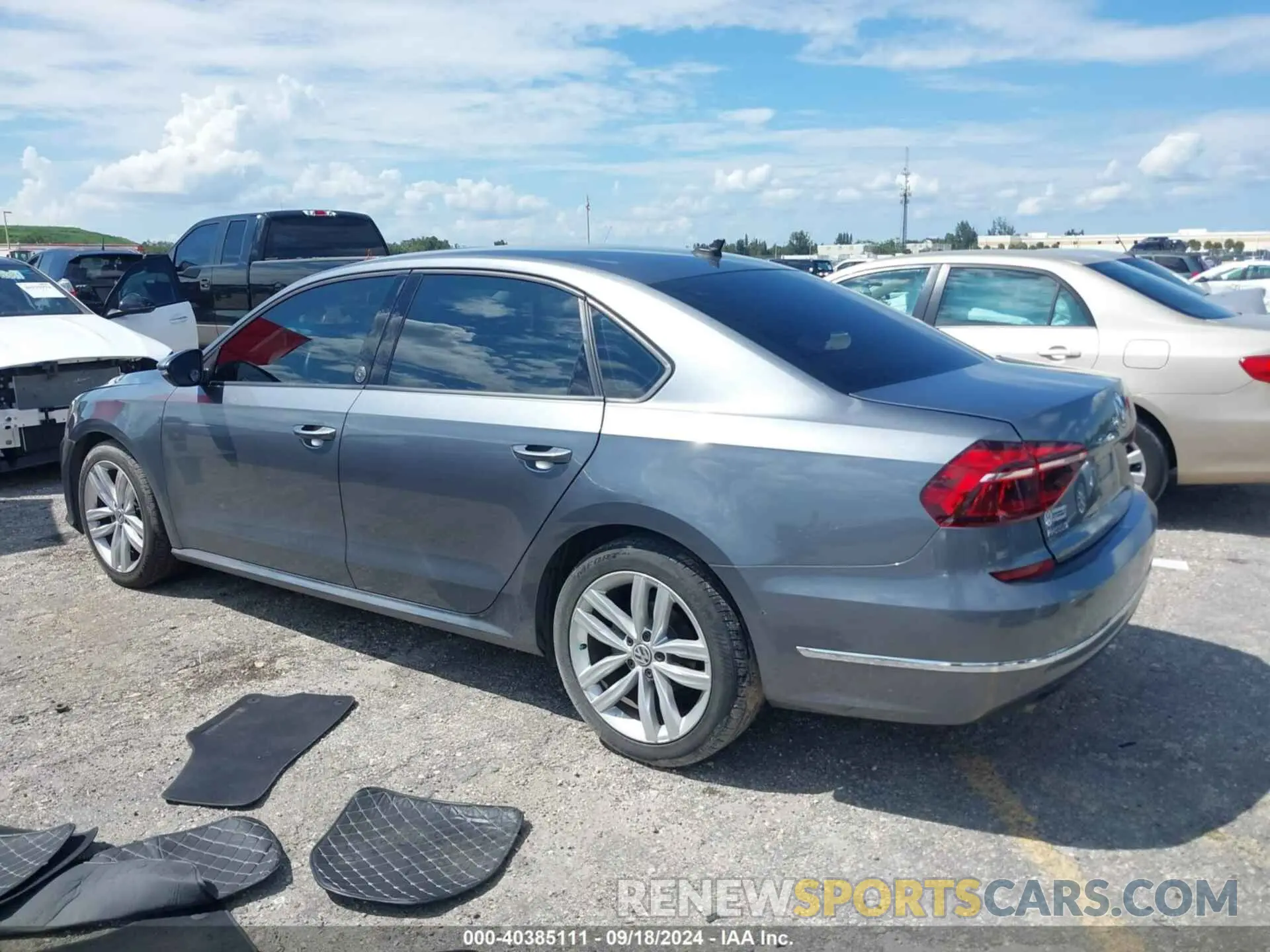 14 Photograph of a damaged car 1VWLA7A35KC011084 VOLKSWAGEN PASSAT 2019