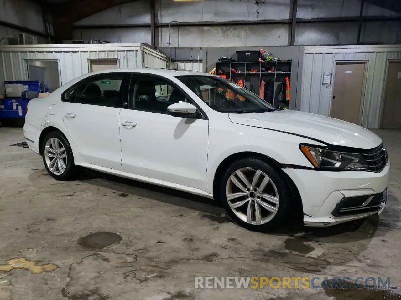 4 Photograph of a damaged car 1VWLA7A36KC000255 VOLKSWAGEN PASSAT 2019