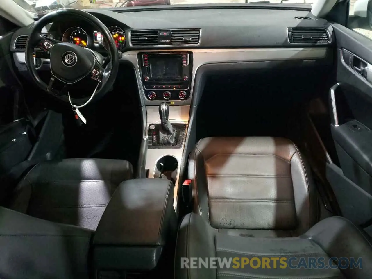 8 Photograph of a damaged car 1VWLA7A36KC000255 VOLKSWAGEN PASSAT 2019