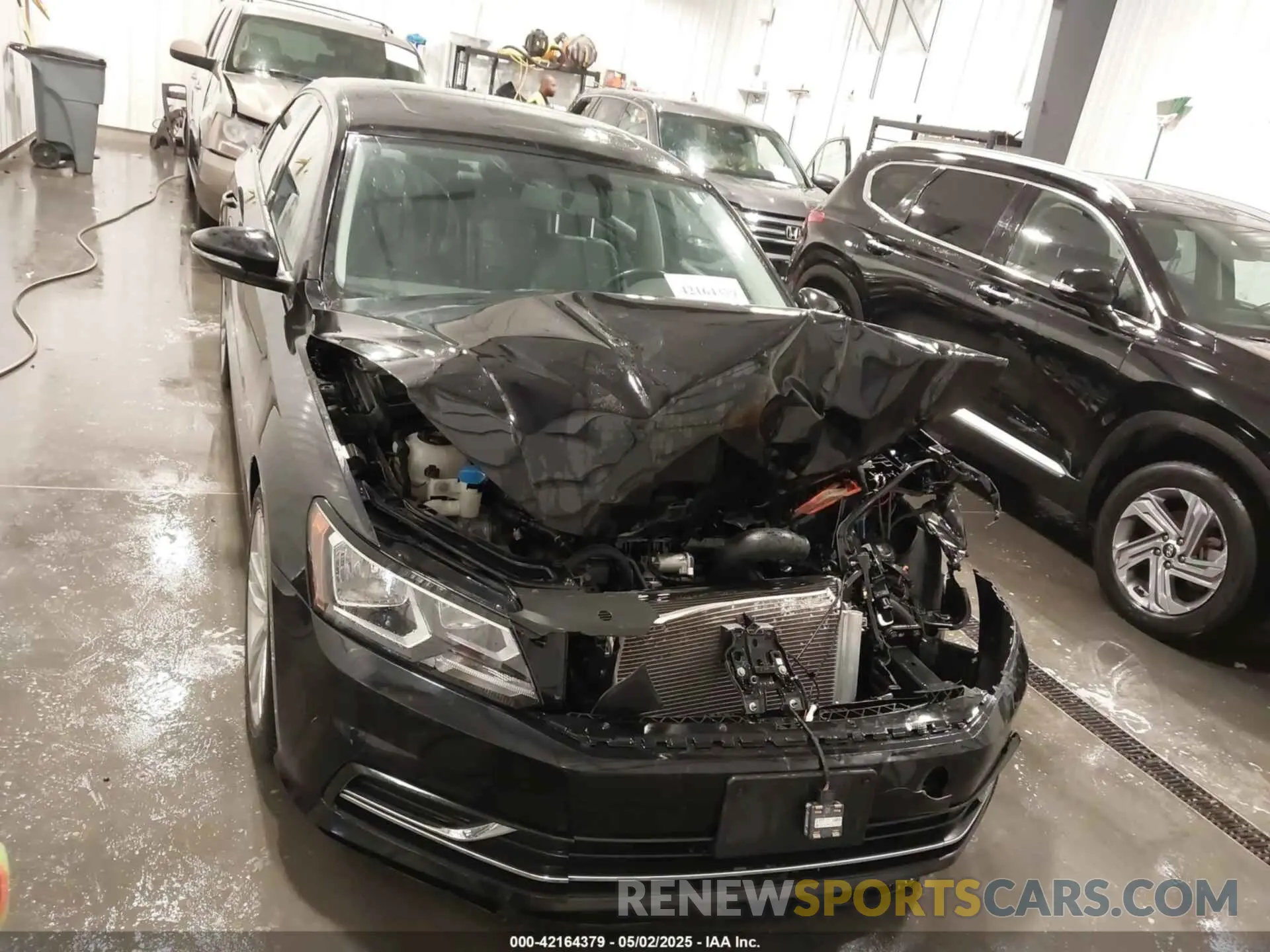 13 Photograph of a damaged car 1VWLA7A36KC004077 VOLKSWAGEN PASSAT 2019