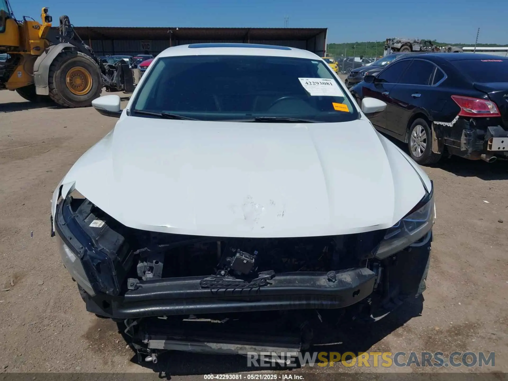 13 Photograph of a damaged car 1VWLA7A36KC008789 VOLKSWAGEN PASSAT 2019