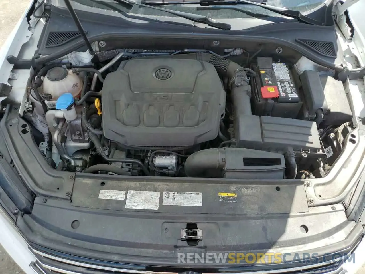 11 Photograph of a damaged car 1VWLA7A36KC009439 VOLKSWAGEN PASSAT 2019