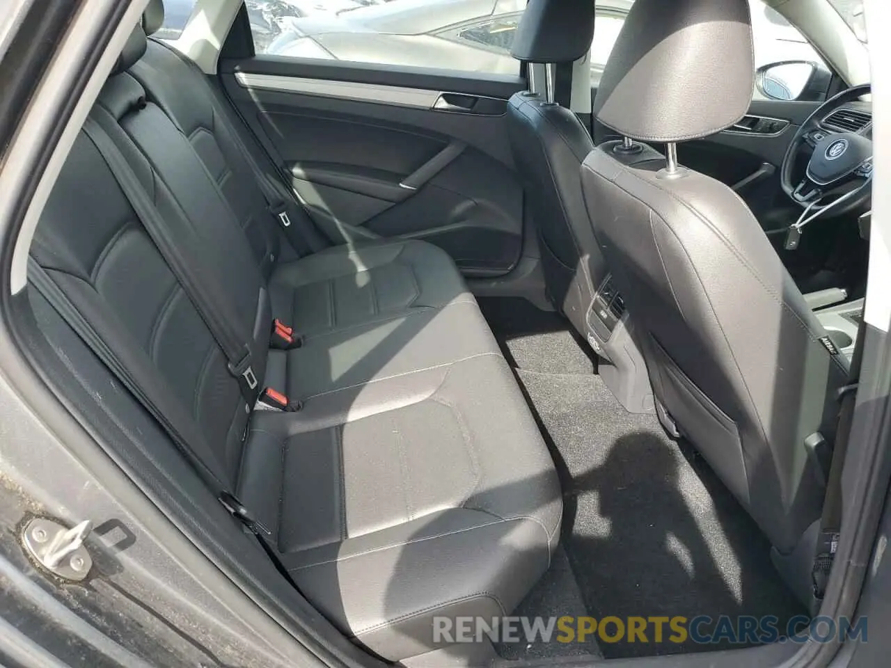 10 Photograph of a damaged car 1VWLA7A36KC012146 VOLKSWAGEN PASSAT 2019