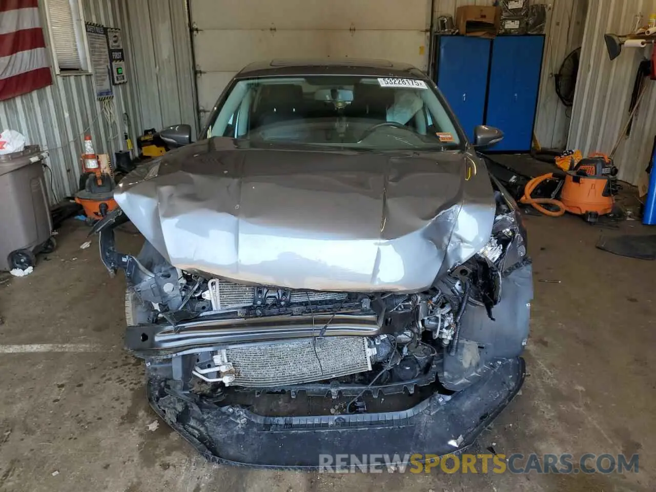 5 Photograph of a damaged car 1VWLA7A37KC003794 VOLKSWAGEN PASSAT 2019