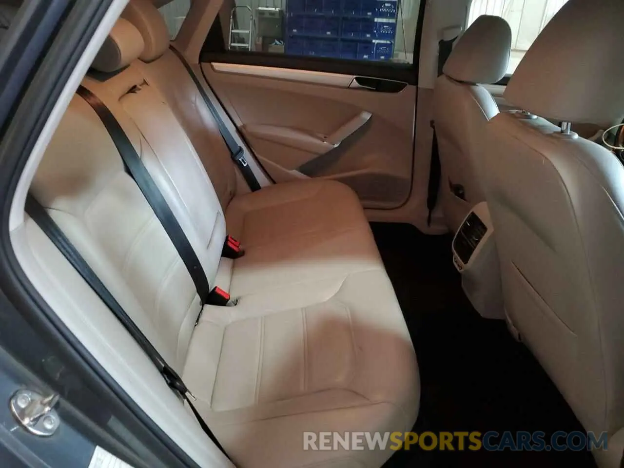 10 Photograph of a damaged car 1VWLA7A37KC009711 VOLKSWAGEN PASSAT 2019