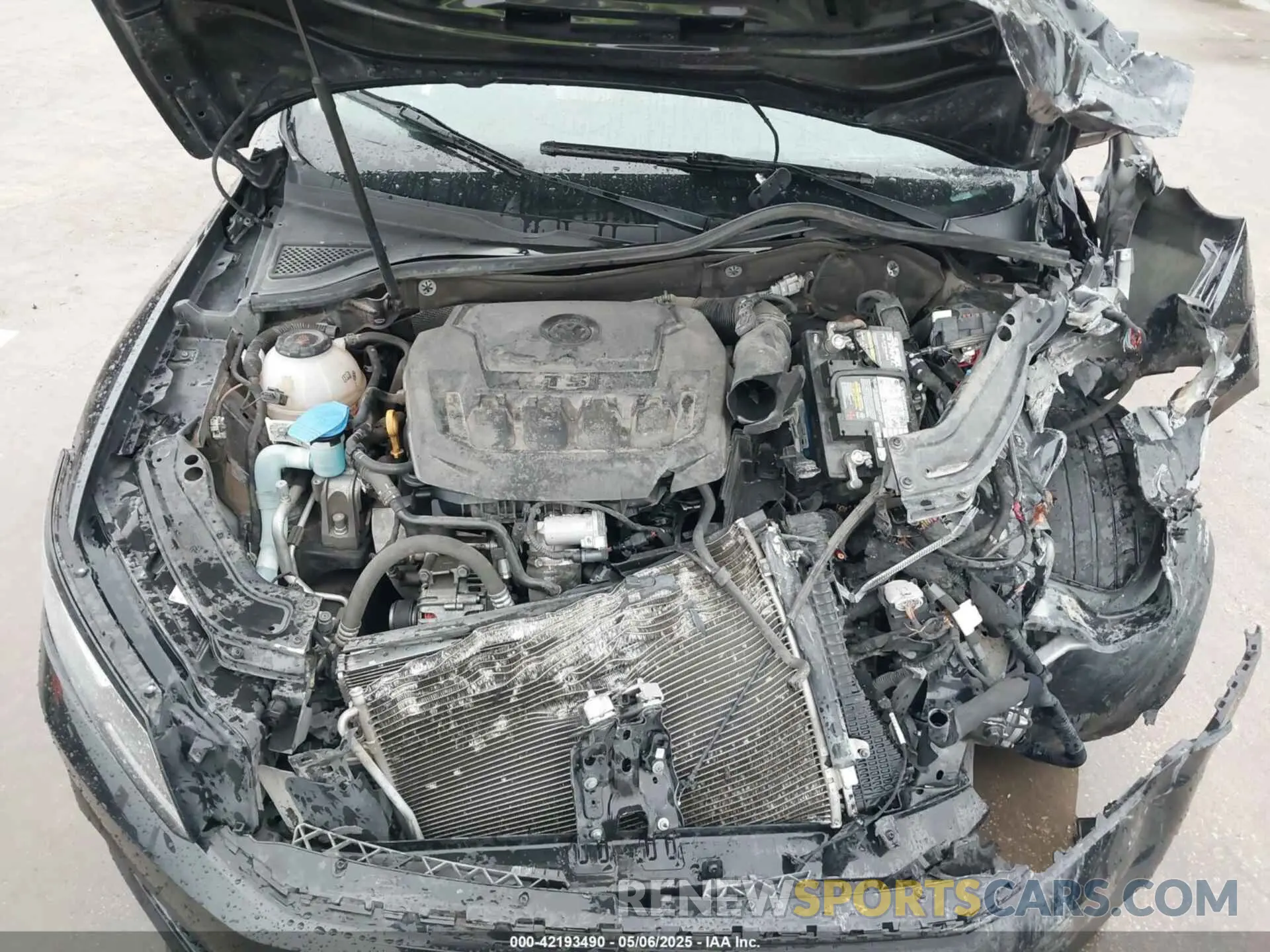 10 Photograph of a damaged car 1VWLA7A3XKC005667 VOLKSWAGEN PASSAT 2019