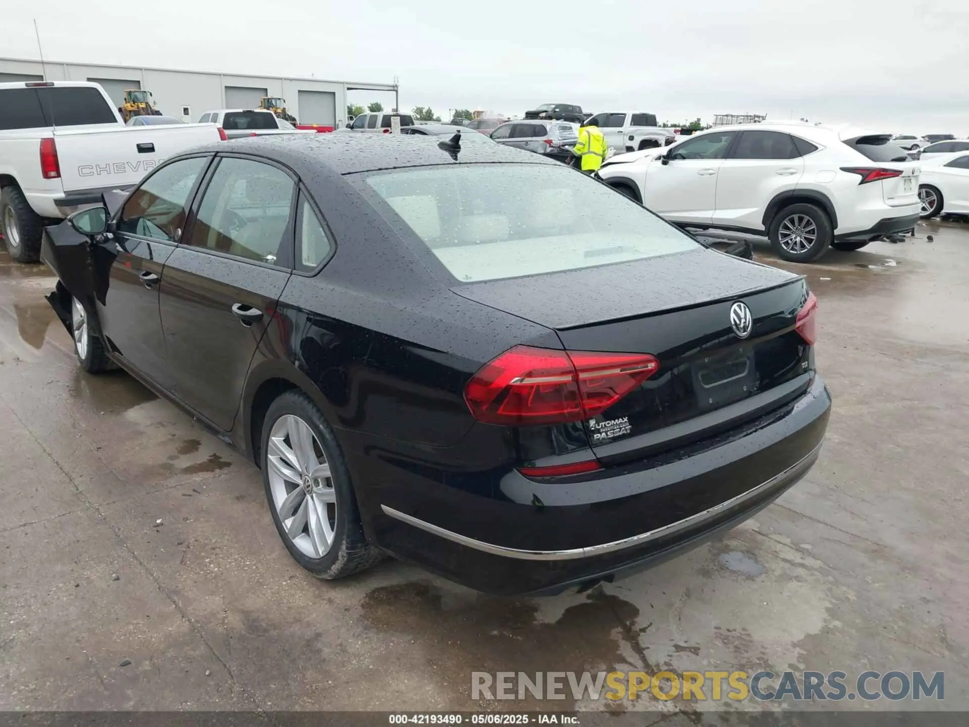3 Photograph of a damaged car 1VWLA7A3XKC005667 VOLKSWAGEN PASSAT 2019
