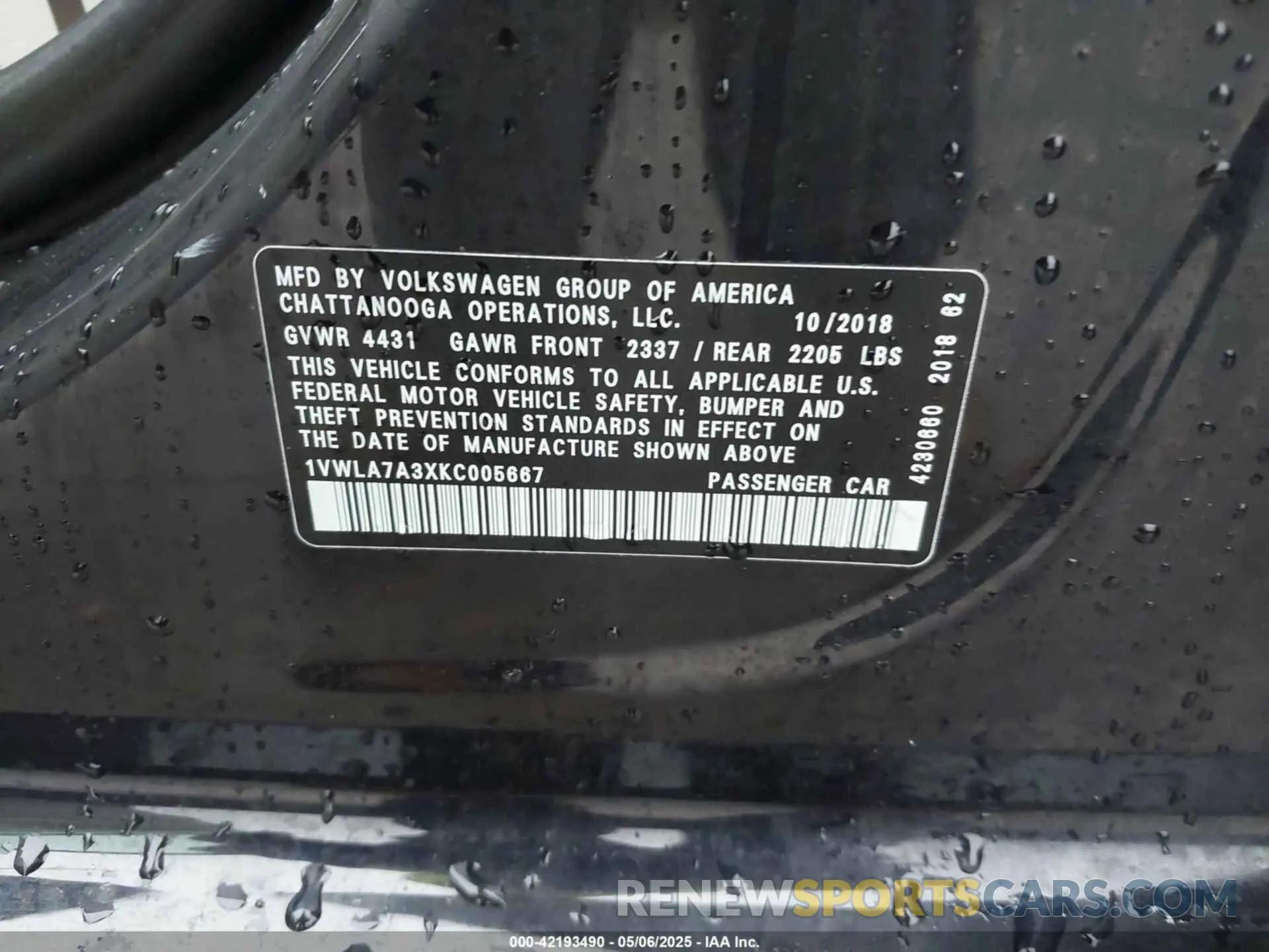 9 Photograph of a damaged car 1VWLA7A3XKC005667 VOLKSWAGEN PASSAT 2019