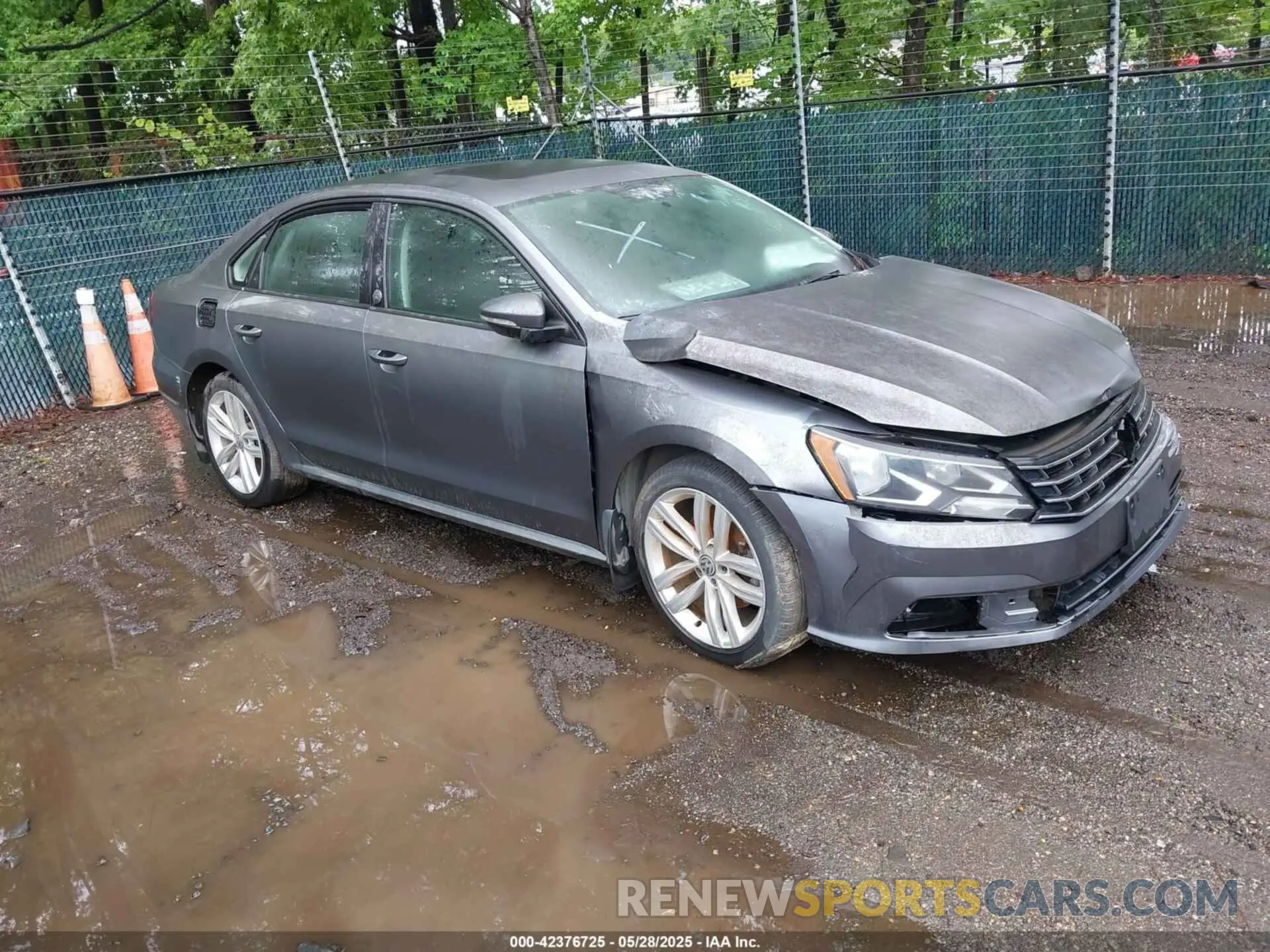 1 Photograph of a damaged car 1VWLA7A3XKC007449 VOLKSWAGEN PASSAT 2019