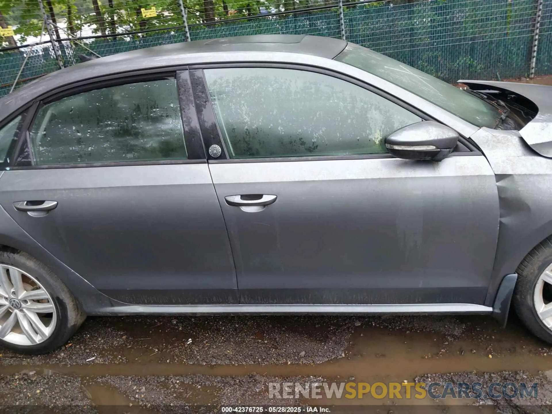 12 Photograph of a damaged car 1VWLA7A3XKC007449 VOLKSWAGEN PASSAT 2019