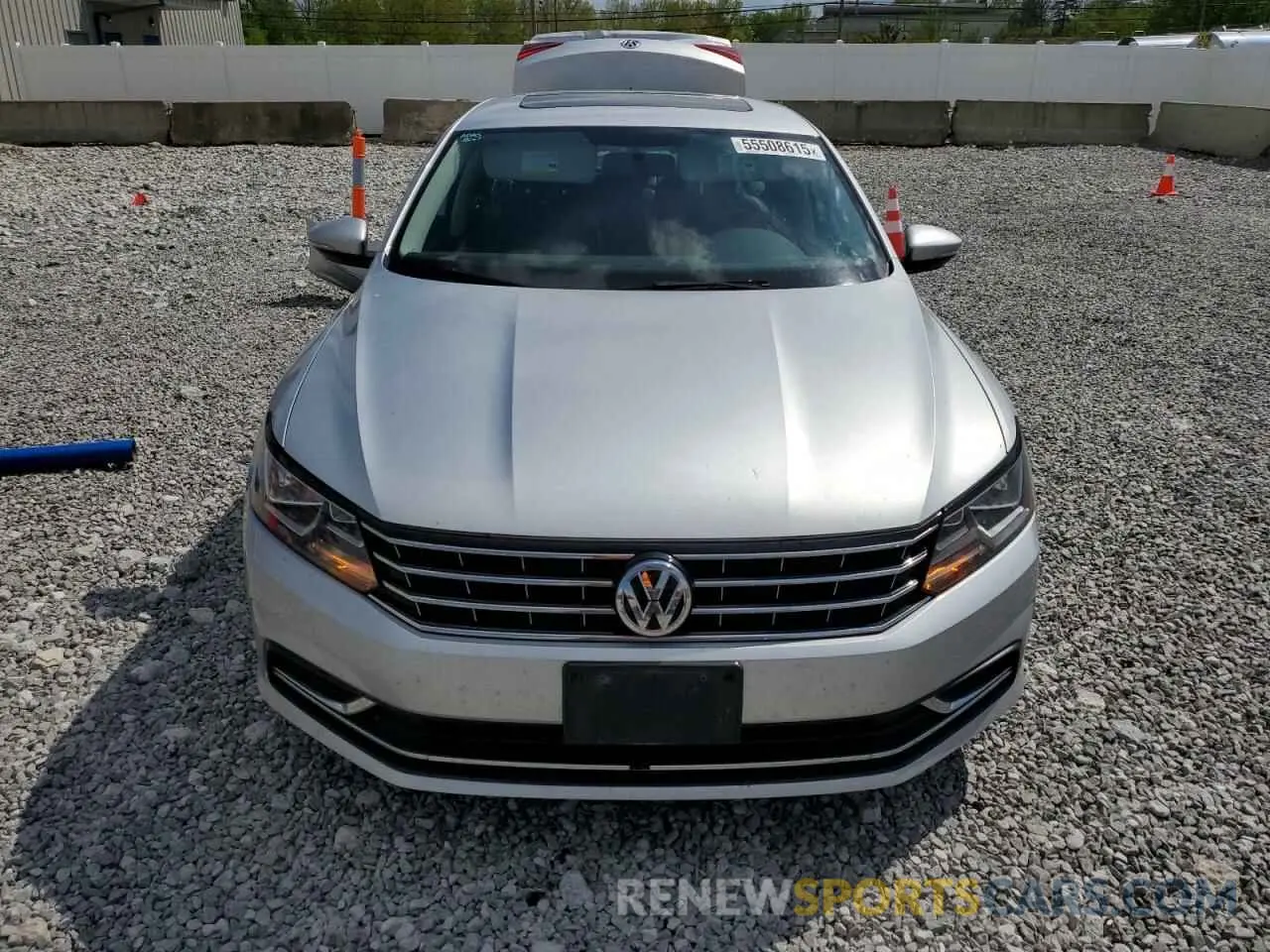 5 Photograph of a damaged car 1VWLA7A3XKC008777 VOLKSWAGEN PASSAT 2019