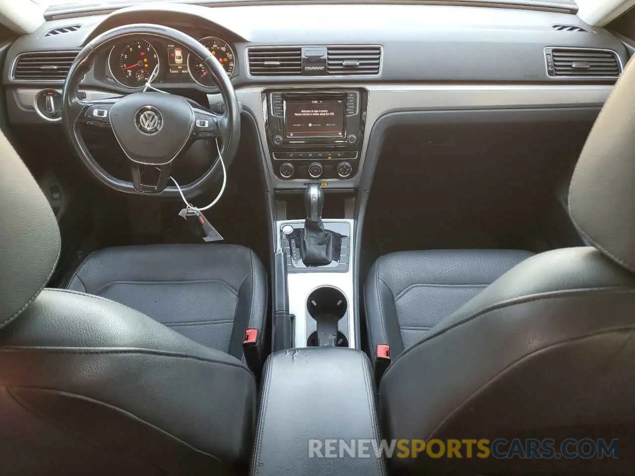 8 Photograph of a damaged car 1VWLA7A3XKC011596 VOLKSWAGEN PASSAT 2019