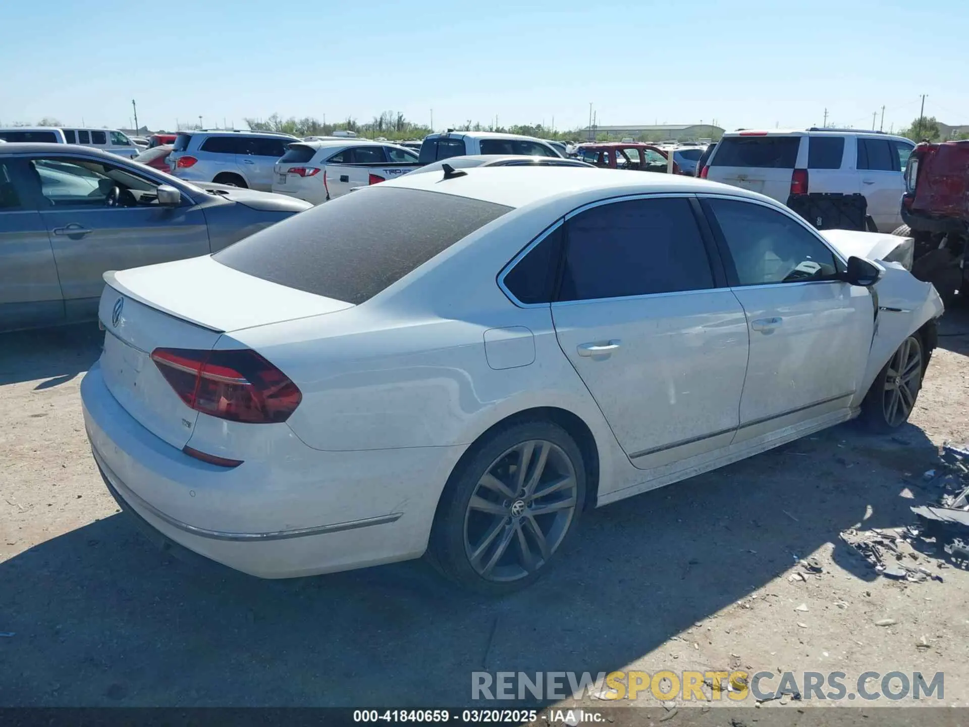 4 Photograph of a damaged car 1VWMA7A31KC000846 VOLKSWAGEN PASSAT 2019