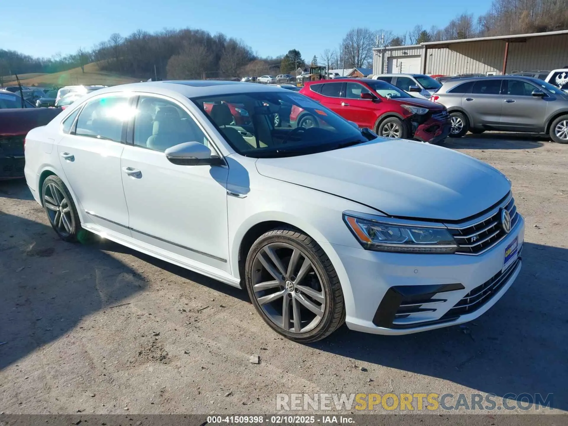 1 Photograph of a damaged car 1VWMA7A32KC012553 VOLKSWAGEN PASSAT 2019