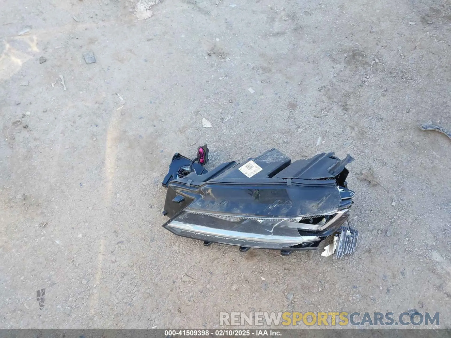 12 Photograph of a damaged car 1VWMA7A32KC012553 VOLKSWAGEN PASSAT 2019