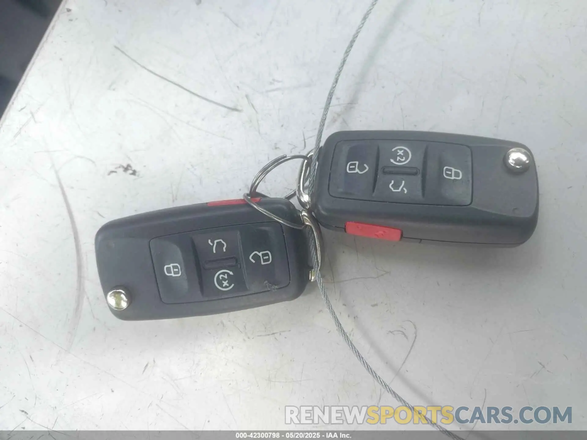 11 Photograph of a damaged car 1VWMA7A33KC003098 VOLKSWAGEN PASSAT 2019