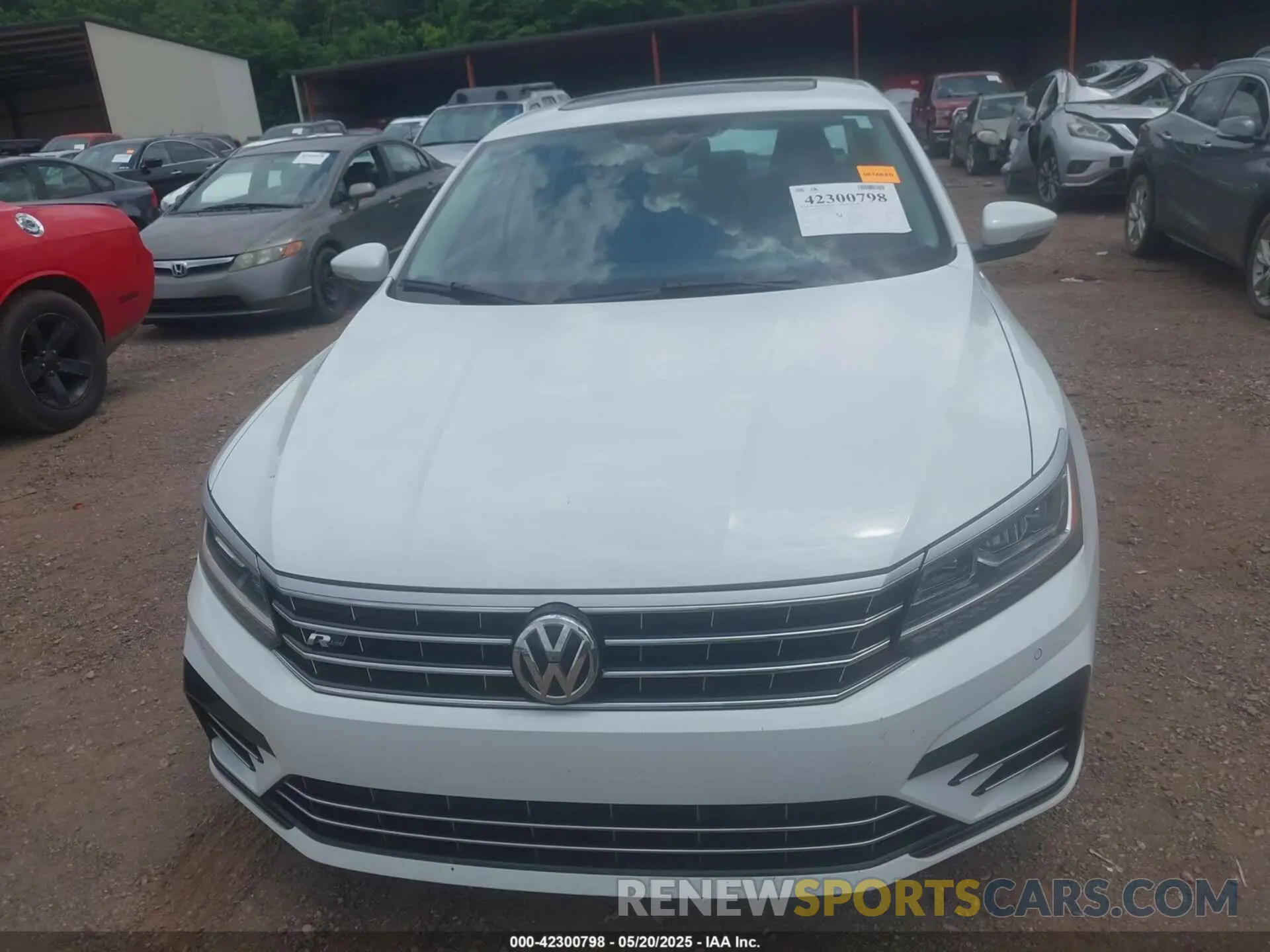 12 Photograph of a damaged car 1VWMA7A33KC003098 VOLKSWAGEN PASSAT 2019
